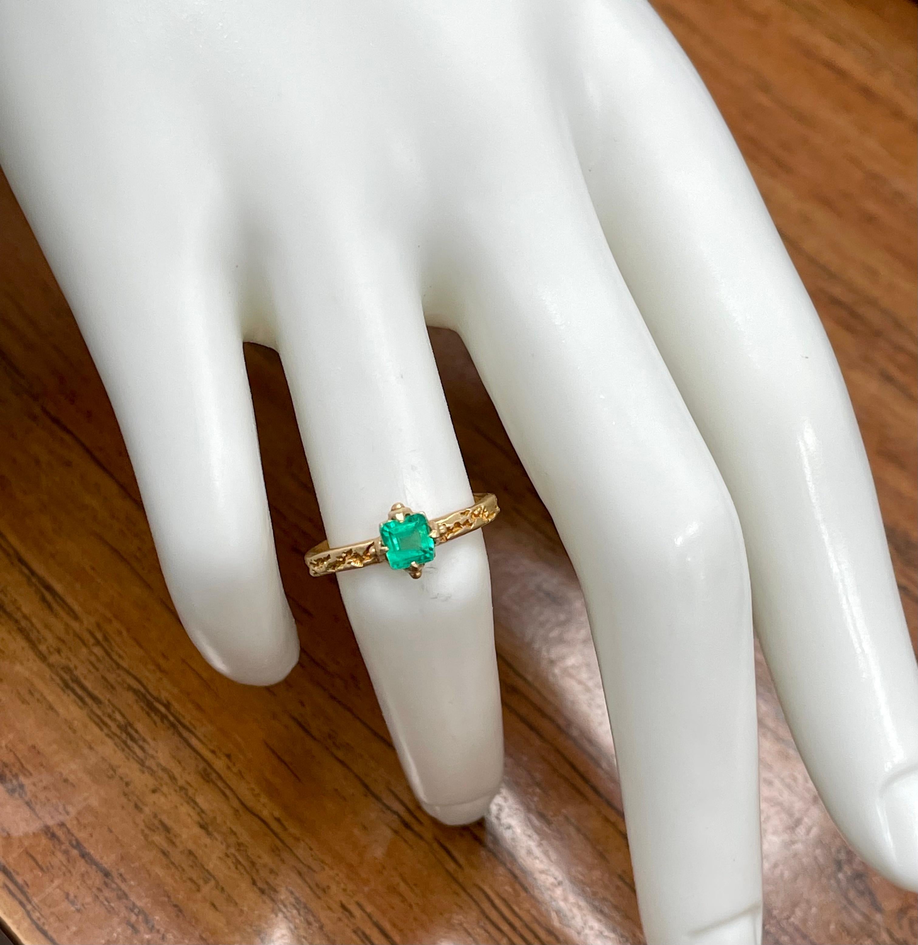 Cushion Cut Steven Battelle .5 Carats Square Columbian Emerald 18K Gold Ring For Sale