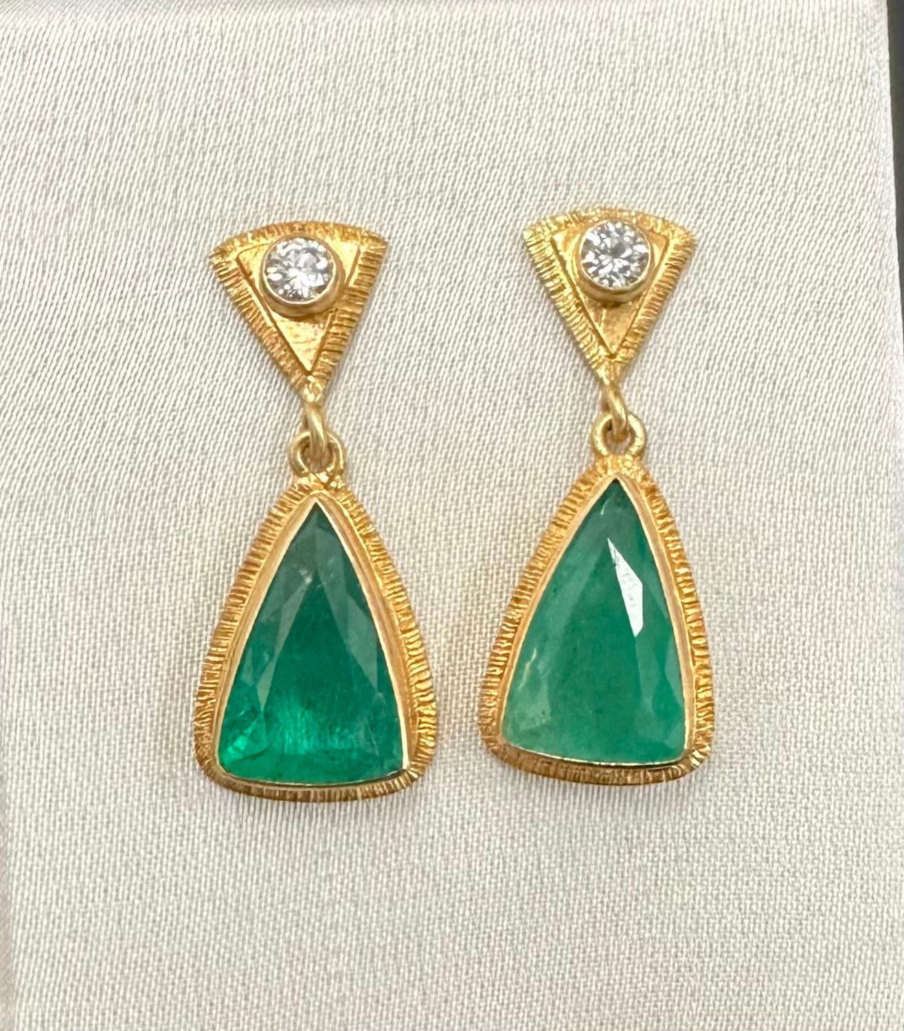 Steven Battelle 5.0 Carats Brazilian Emeralds Diamonds 18K Gold Post Earrings For Sale 2