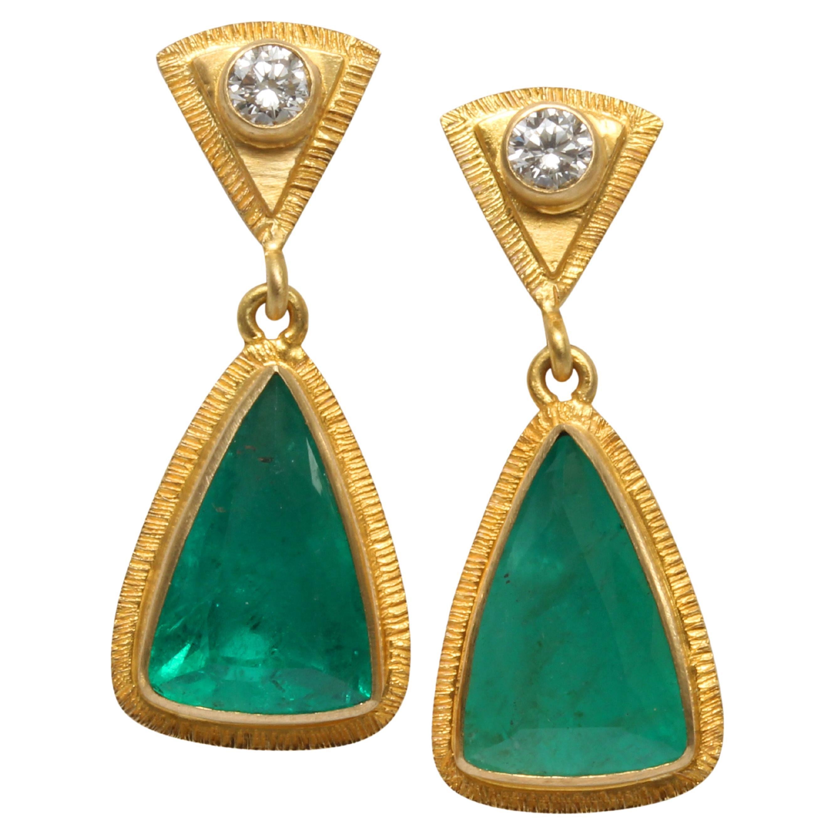 Steven Battelle 5.0 Carats Brazilian Emeralds Diamonds 18K Gold Post Earrings