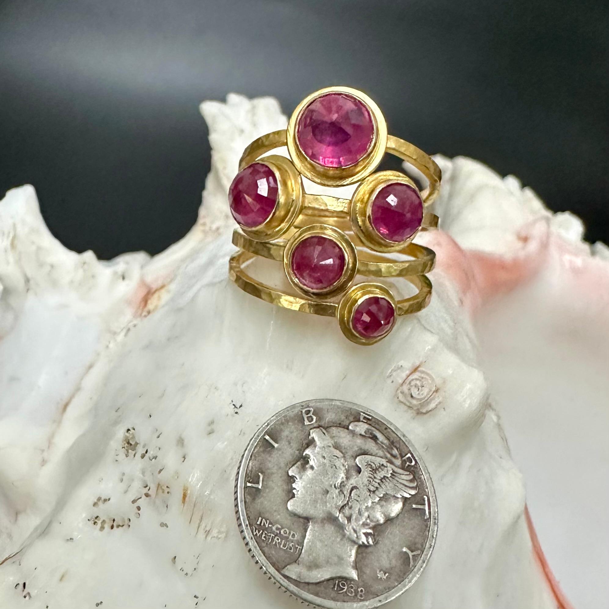 Steven Battelle 5.0 Carats Multiple Ruby 18K Gold Ring For Sale 1