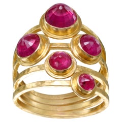 Steven Battelle 5.0 Karat Multiple Rubin 18K Gold Ring mit mehreren Rubinen