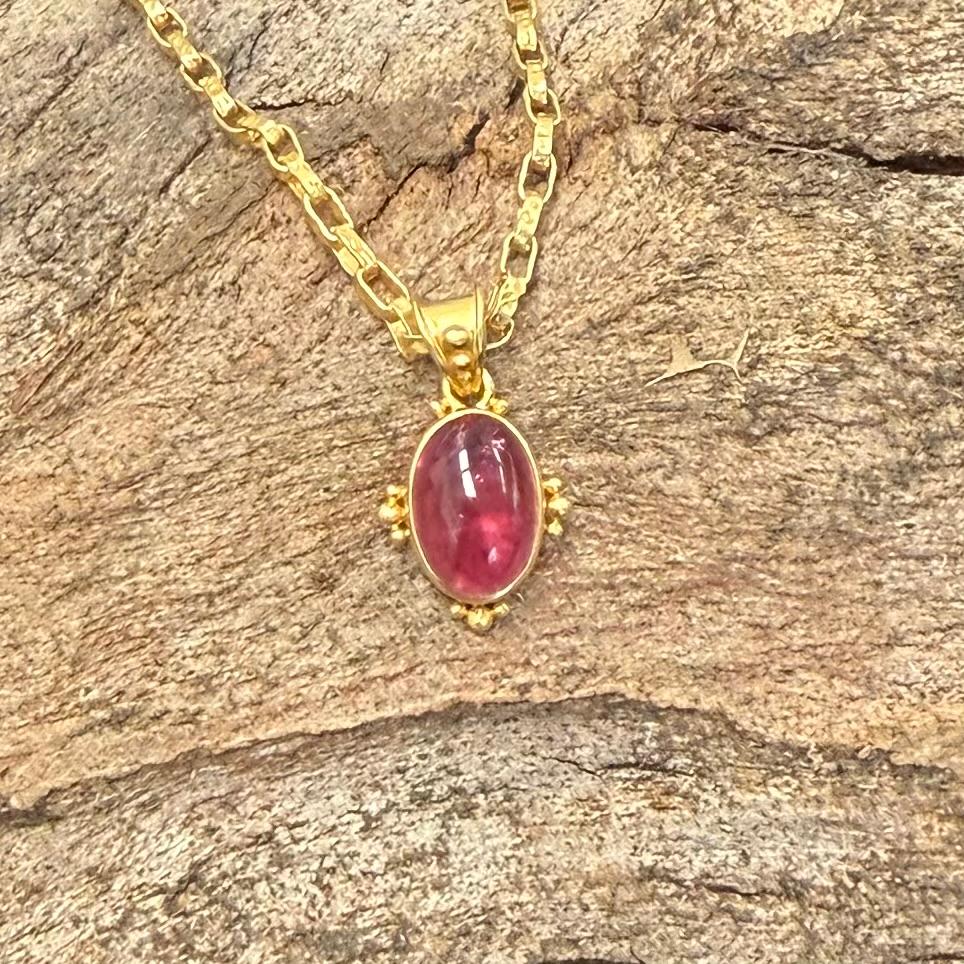 Ciondolo in oro 18K con tormalina rosa da 5,0 carati di Steven Battelle in vendita 4