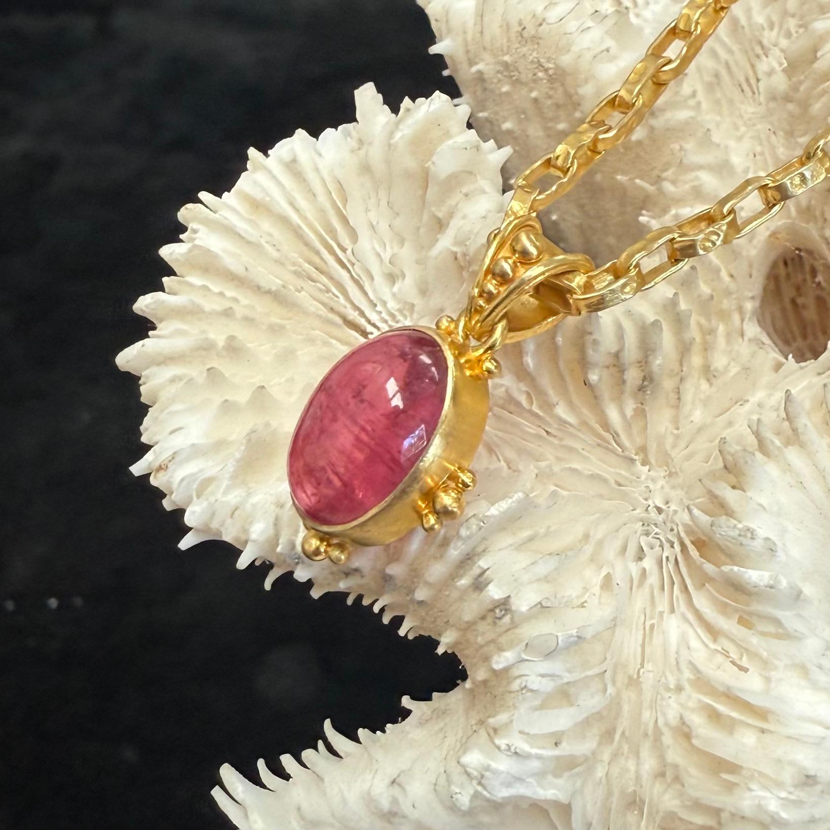 Ciondolo in oro 18K con tormalina rosa da 5,0 carati di Steven Battelle in vendita 6