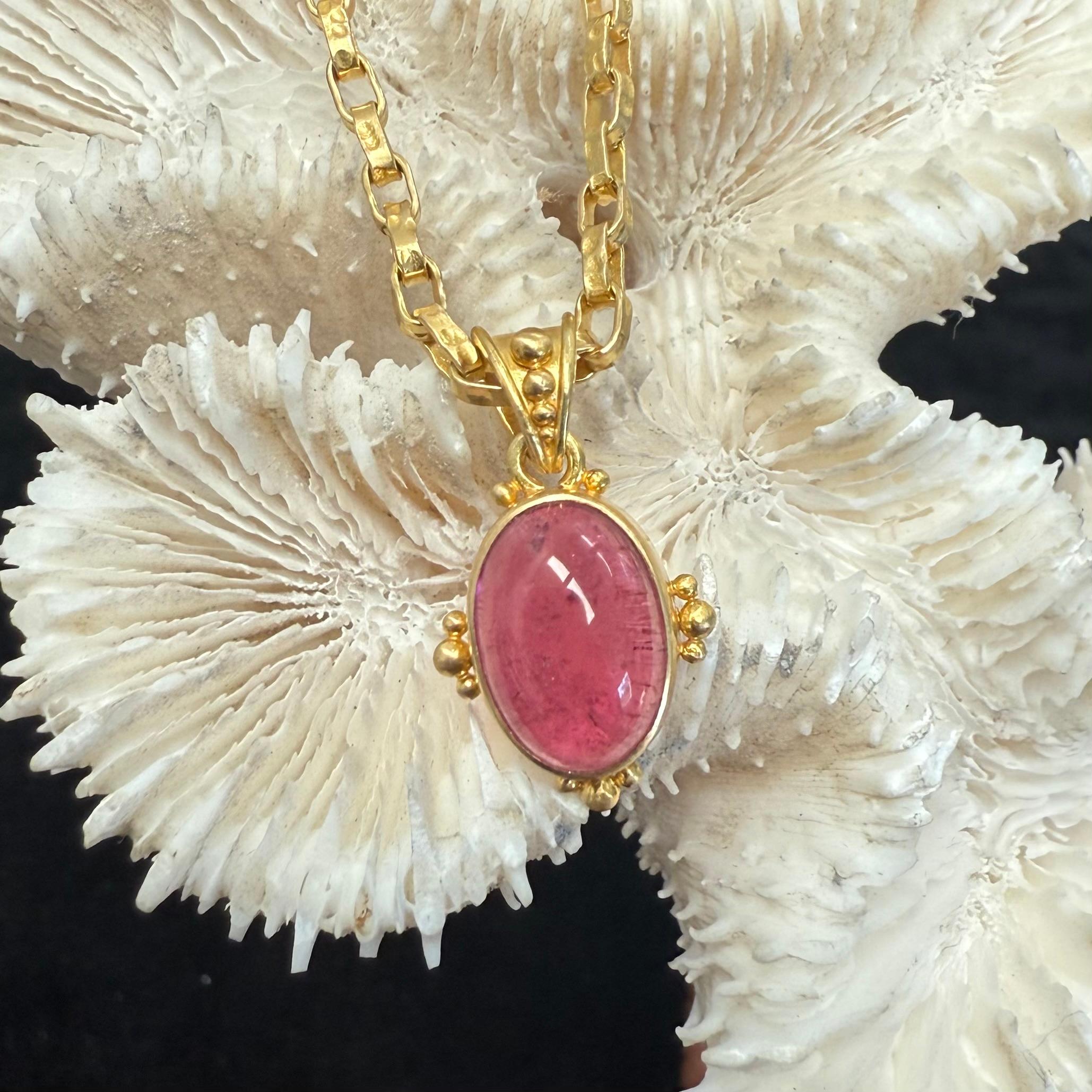 Ciondolo in oro 18K con tormalina rosa da 5,0 carati di Steven Battelle in vendita 3