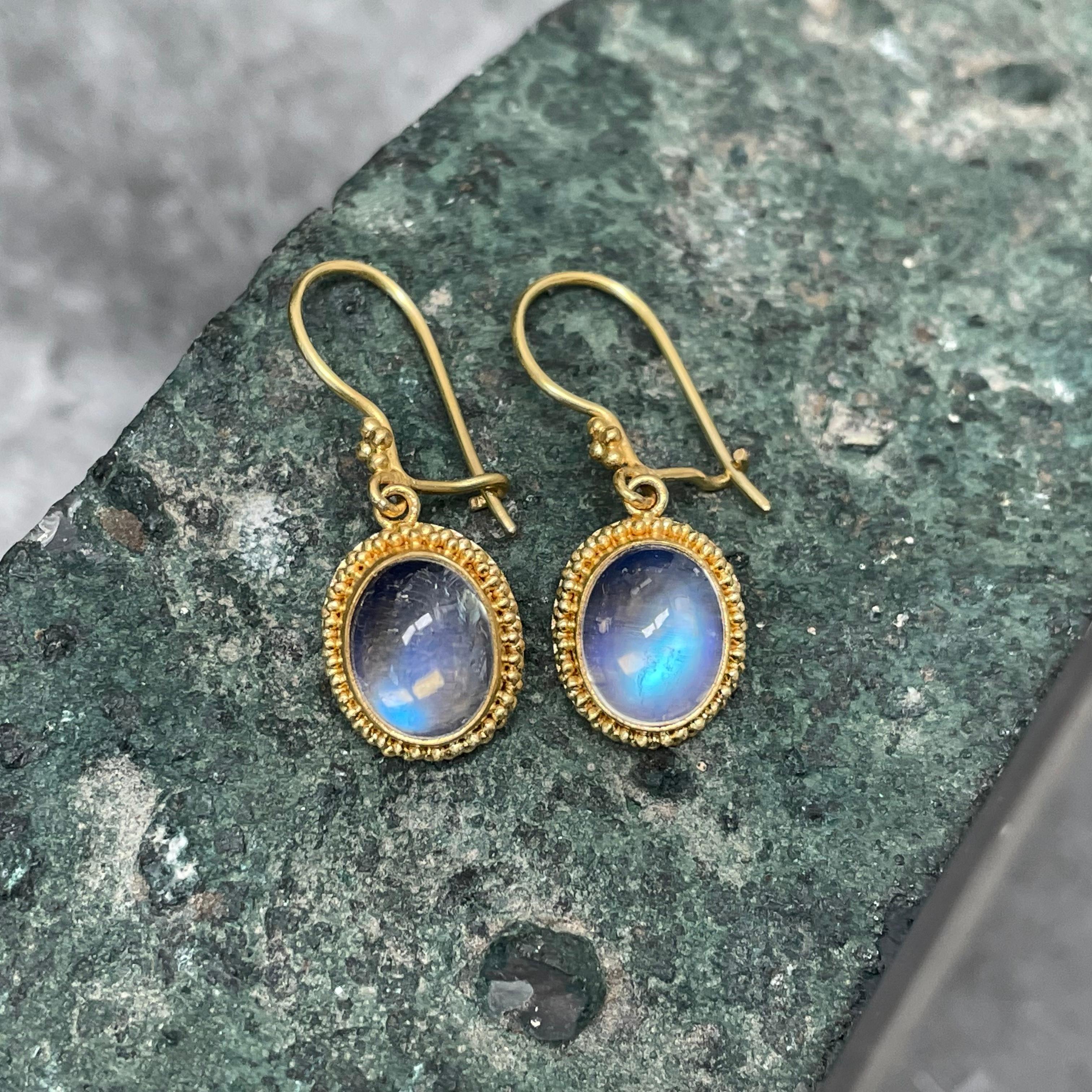 Steven Battelle 5.0 Carats Rainbow Moonstone 22K Gold Wire Earrings 2