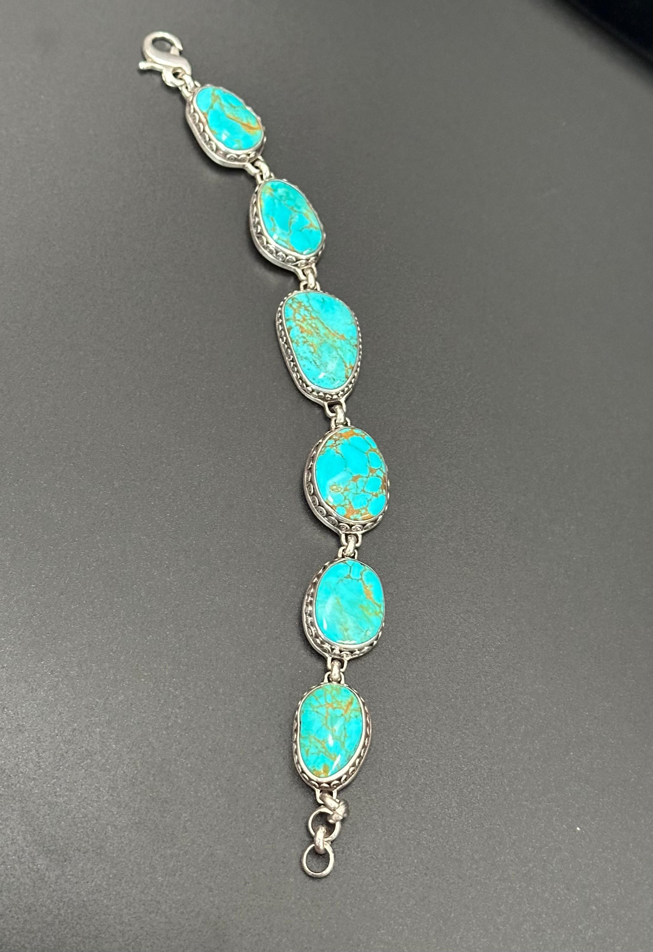 Mixed Cut Steven Battelle 50.1 Carats Arizona Turquoise Sterling Silver Bracelet For Sale