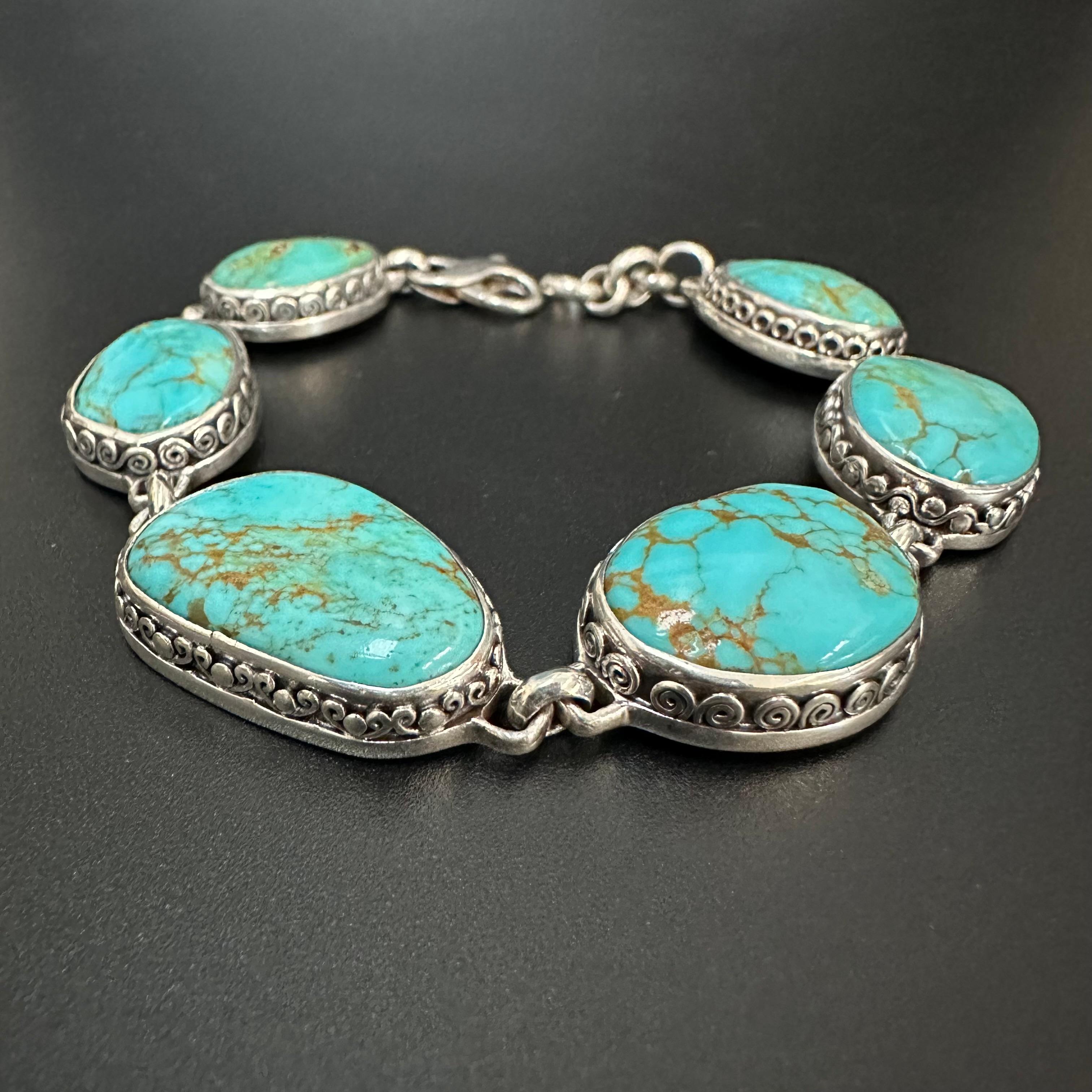 Women's or Men's Steven Battelle 50.1 Carats Arizona Turquoise Sterling Silver Bracelet For Sale