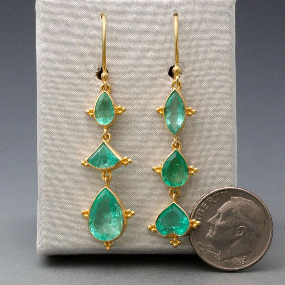 Steven Battelle 5.4 Carats Multi-Stone Columbian Emerald 18K Gold Wire Earrings For Sale 4