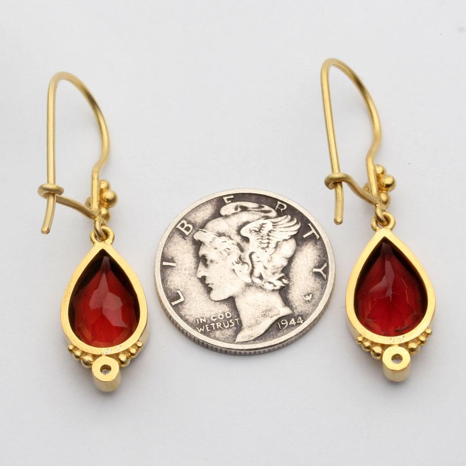 Steven Battelle 5.6 Carats Mozambique Garnet Diamond 18K Gold Earrings For Sale 1