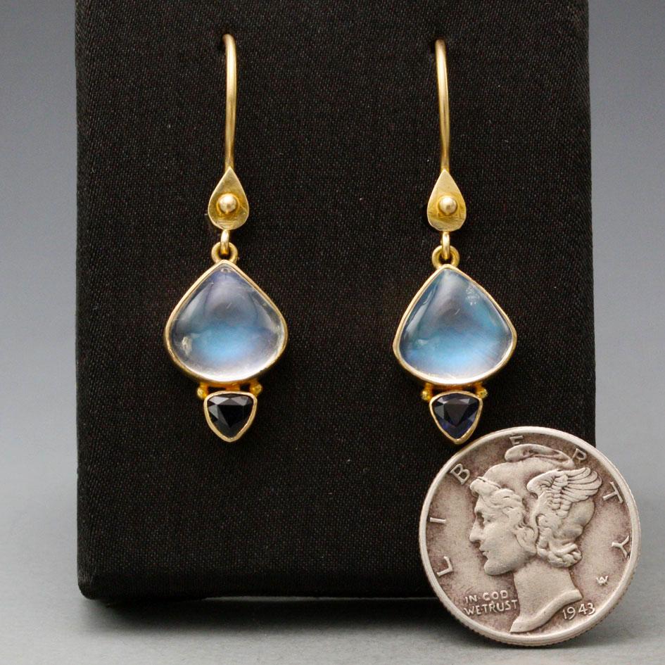 Steven Battelle 6.1 Carats Rainbow Moonstone Blue Sapphire 18K Gold Earrings For Sale 2