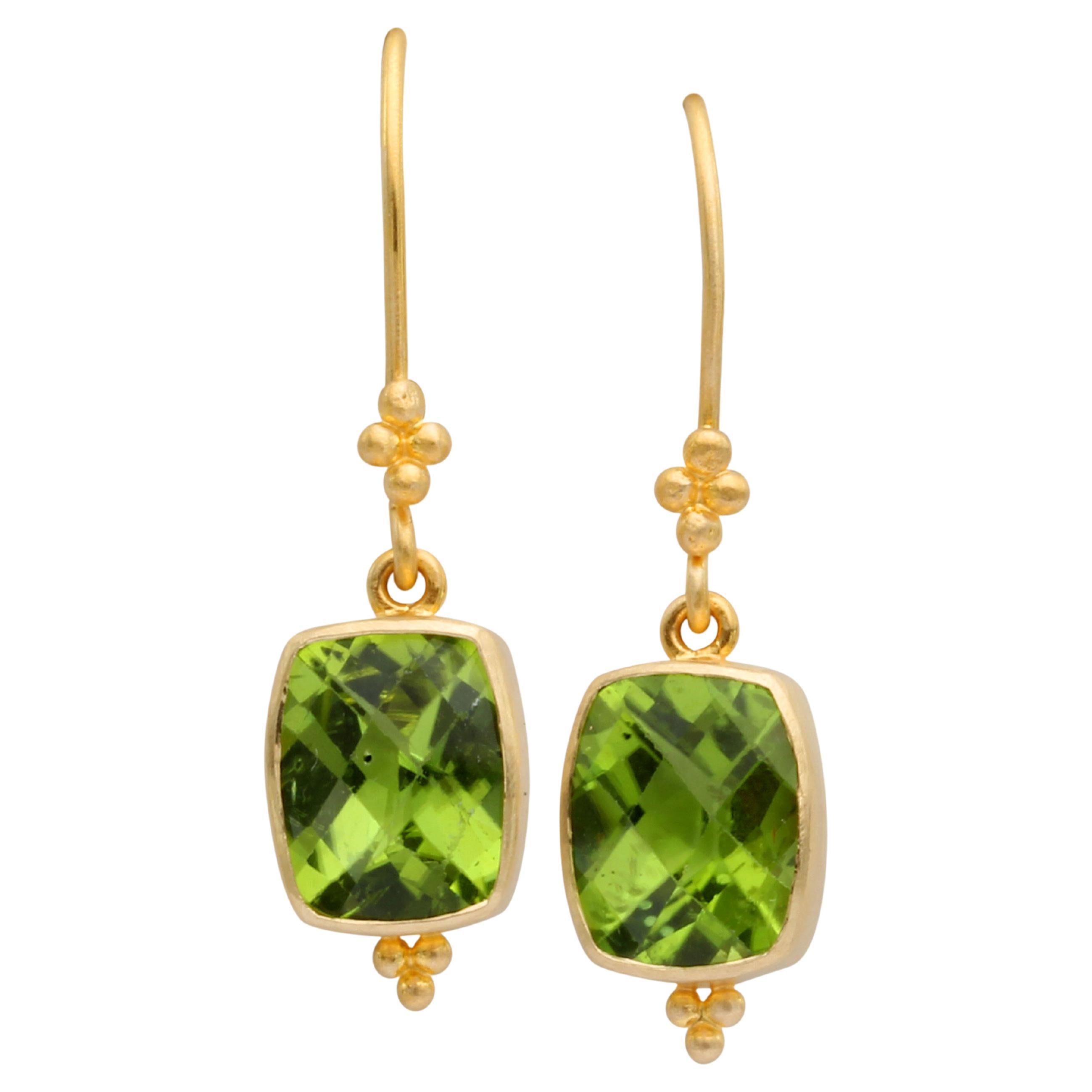 Steven Battelle 6.2 Carats Peridot 18K Gold Wire Earrings For Sale