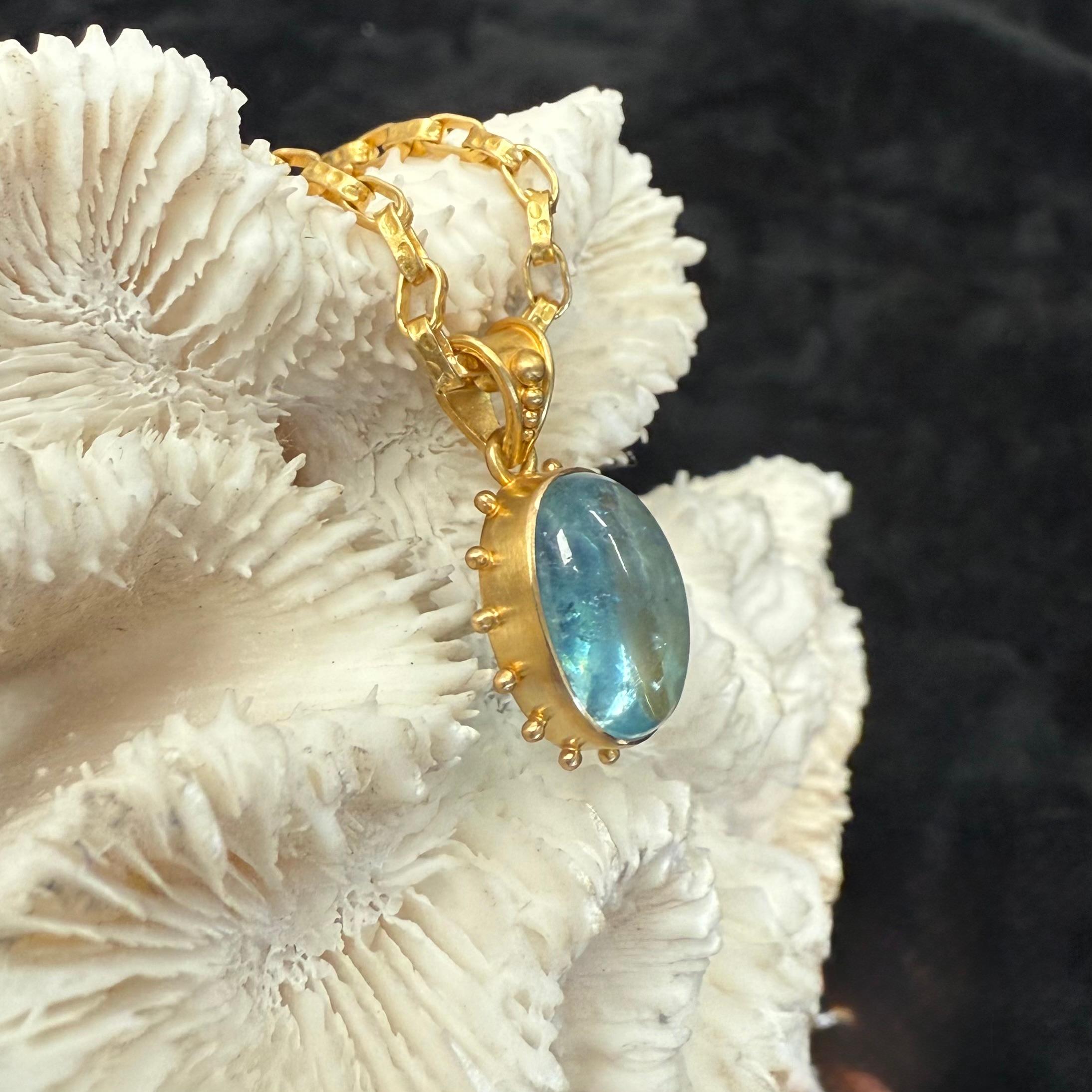 Steven Battelle 6,5 Karat Aquamarin Cabochon 18K Gold-Anhänger im Angebot 6