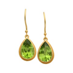 Steven Battelle, boucles d'oreilles en or 18 carats avec péridot de 6,5 carats