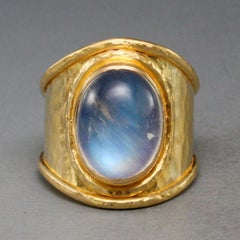 Steven Battelle 6.6 Carat Rainbow Moonstone 18K Gold Ring