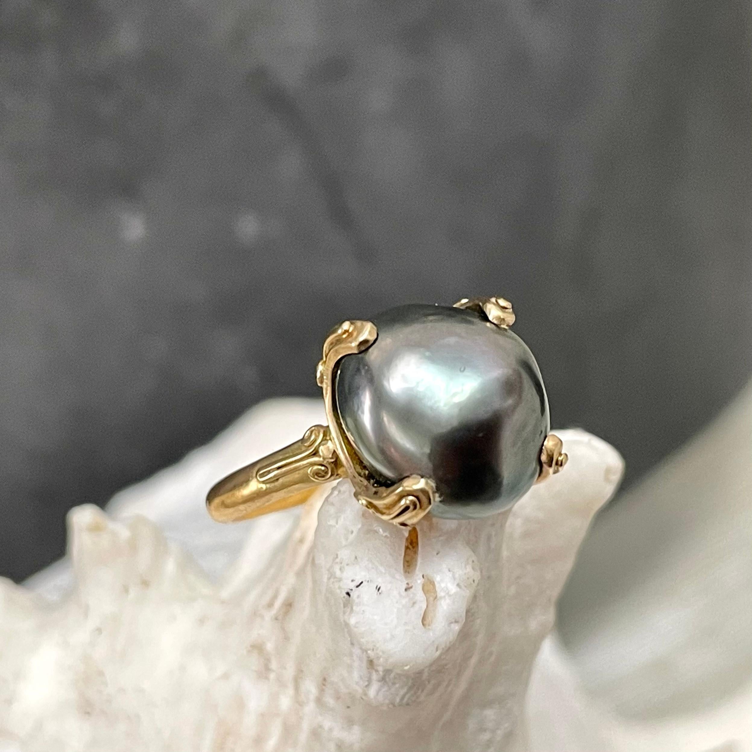 Steven Battelle 6.8 Carat Black South Sea Pearl Ring 18K Gold For Sale 1