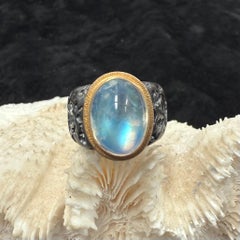 Steven Battelle 7.0 Carat Rainbow Moonstone 18K Gold/Oxidized Silver Ring