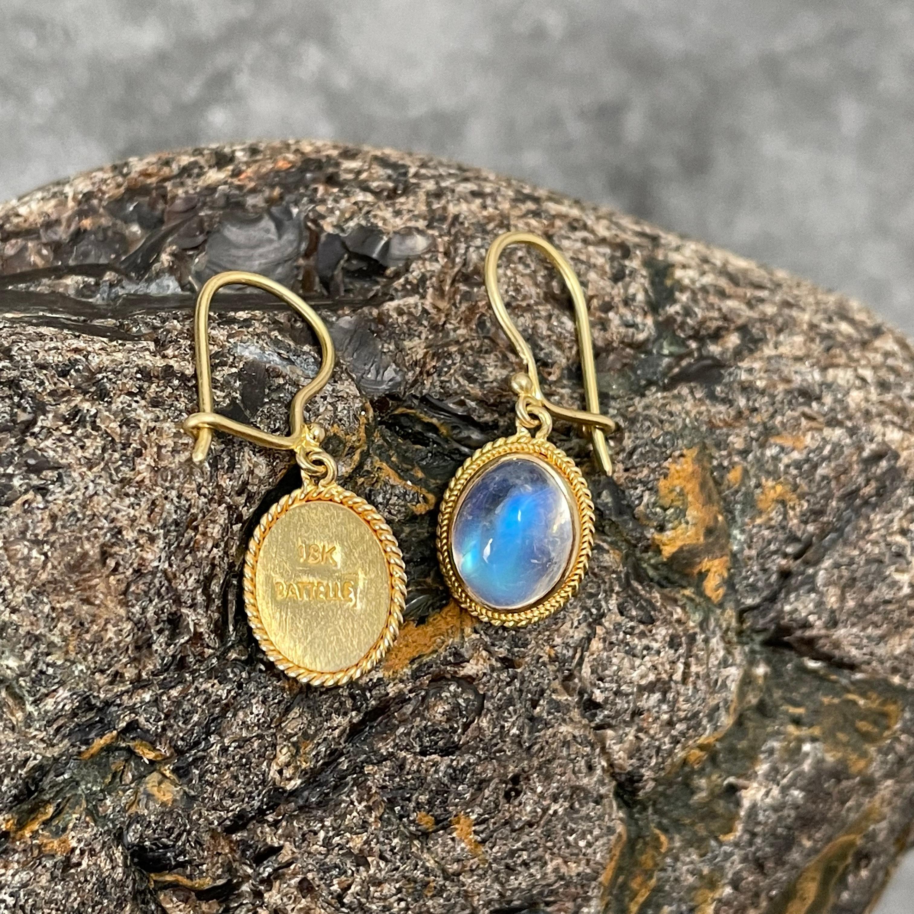 Steven Battelle 7.0 Carats Rainbow Moonstone 18K Gold Wire Earrings In New Condition In Soquel, CA
