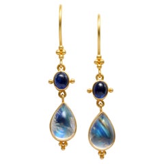 Steven Battelle 7.0 Carats Rainbow Moonstone Blue Sapphire 18K Gold Earrings