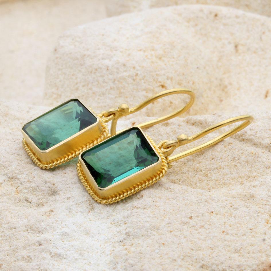 Steven Battelle 7,1 Karat brasilianischer blau-grüner Turmalin 18K Gold Ohrringe Damen im Angebot