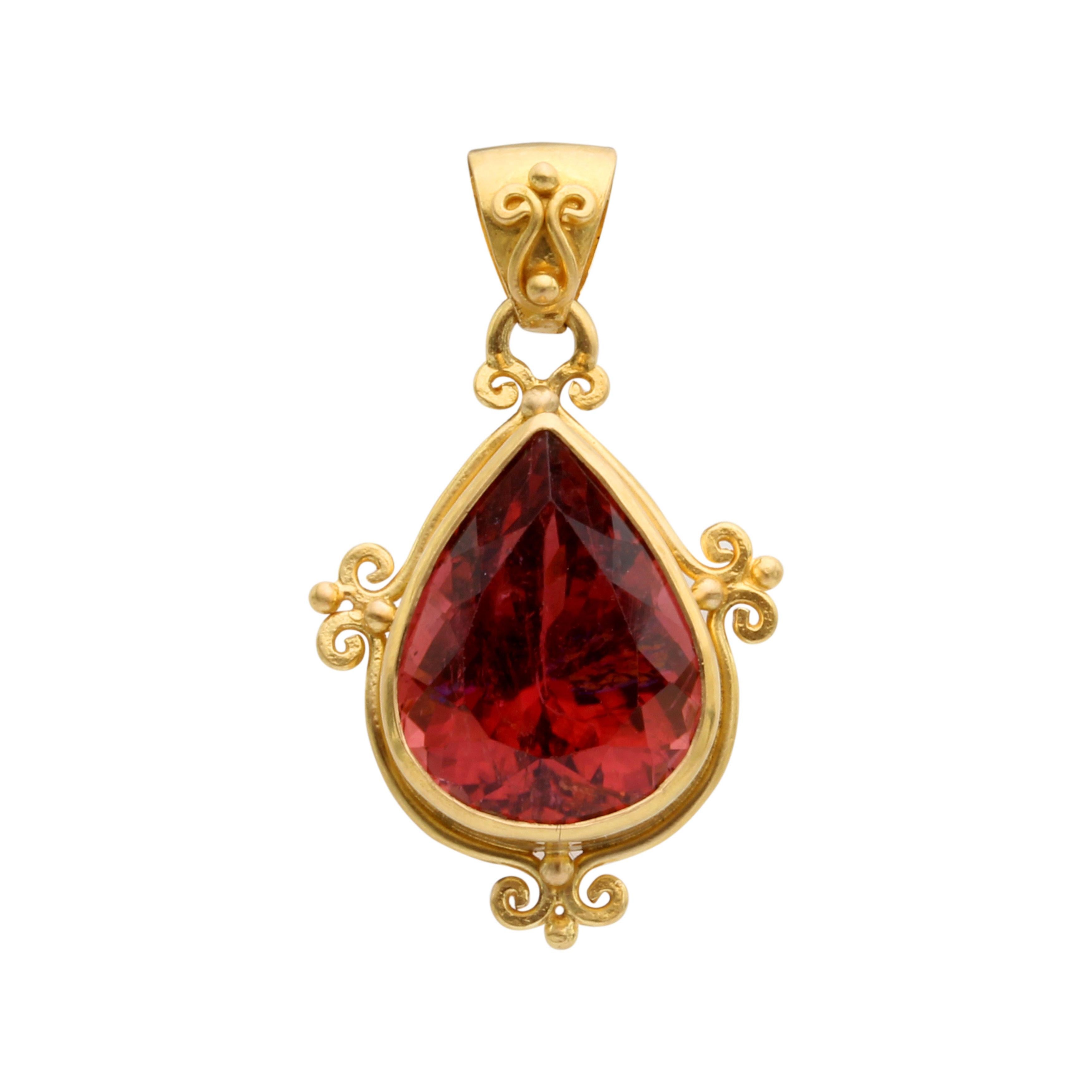 Ciondolo in oro 18K con tormalina rosa da 7,1 carati di Steven Battelle in vendita