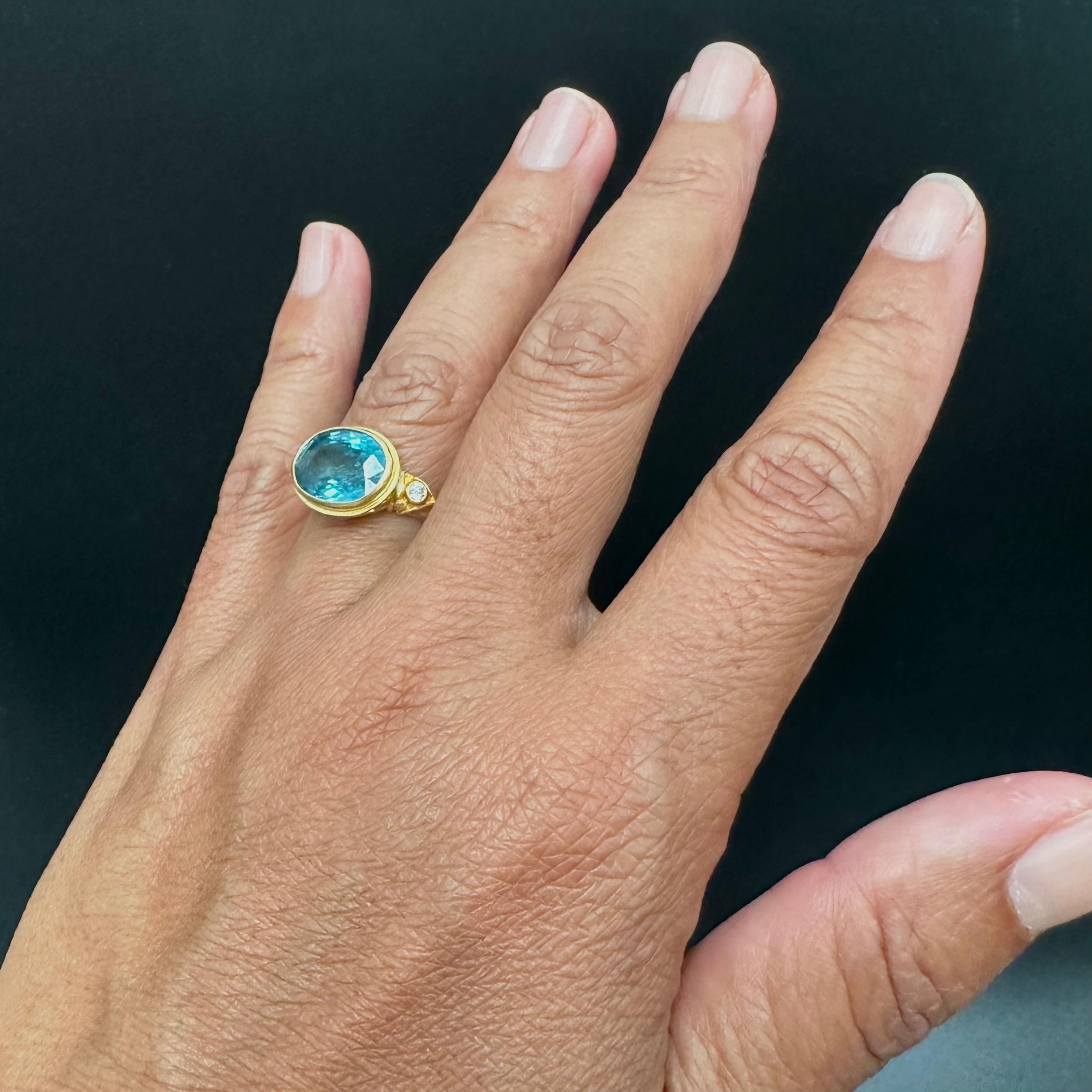 Steven Battelle 7.4 Carats Blue Zircon Diamonds 18K Gold Ring For Sale 7