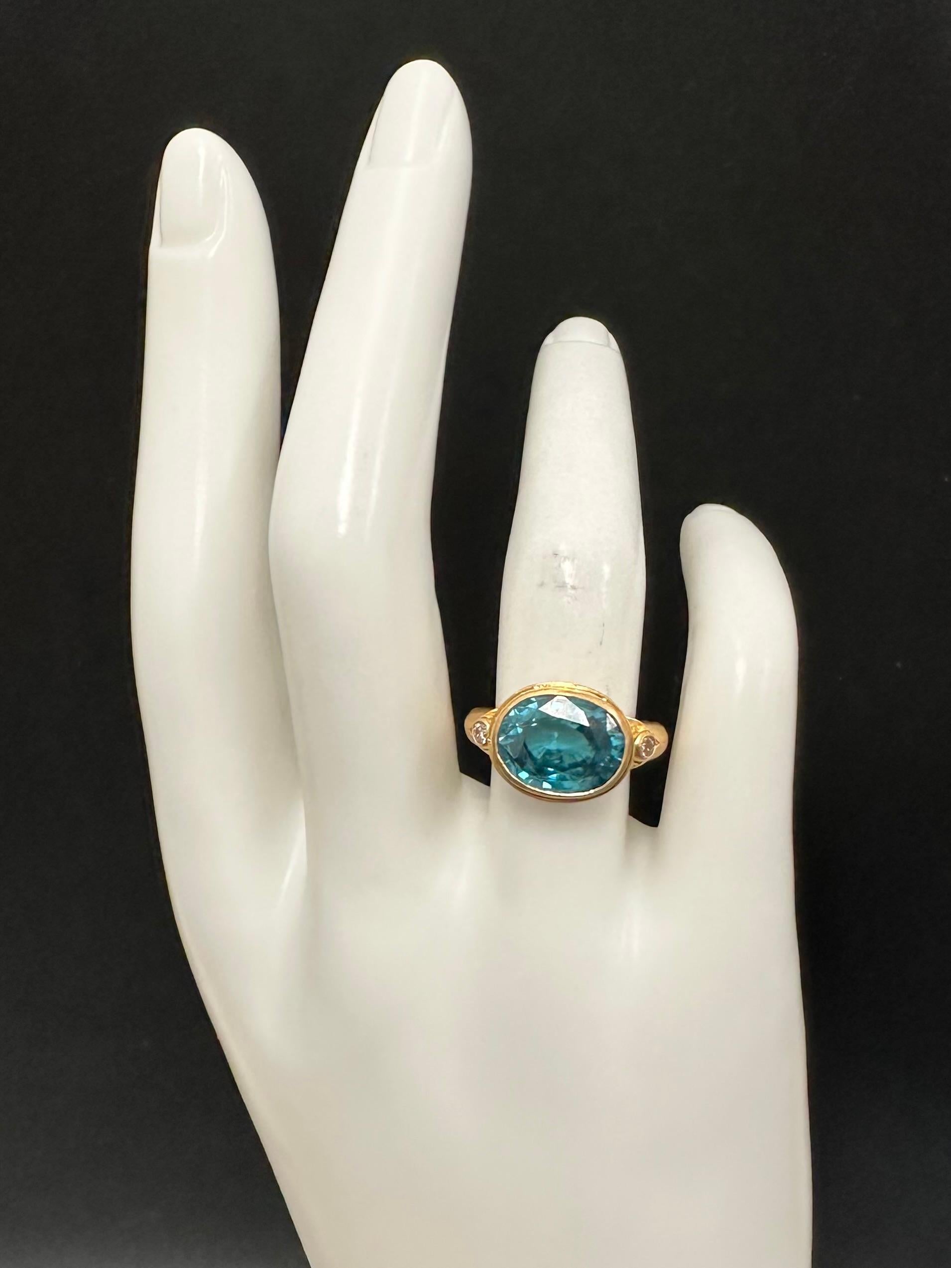 Steven Battelle 7.4 Carats Blue Zircon Diamonds 18K Gold Ring For Sale 2