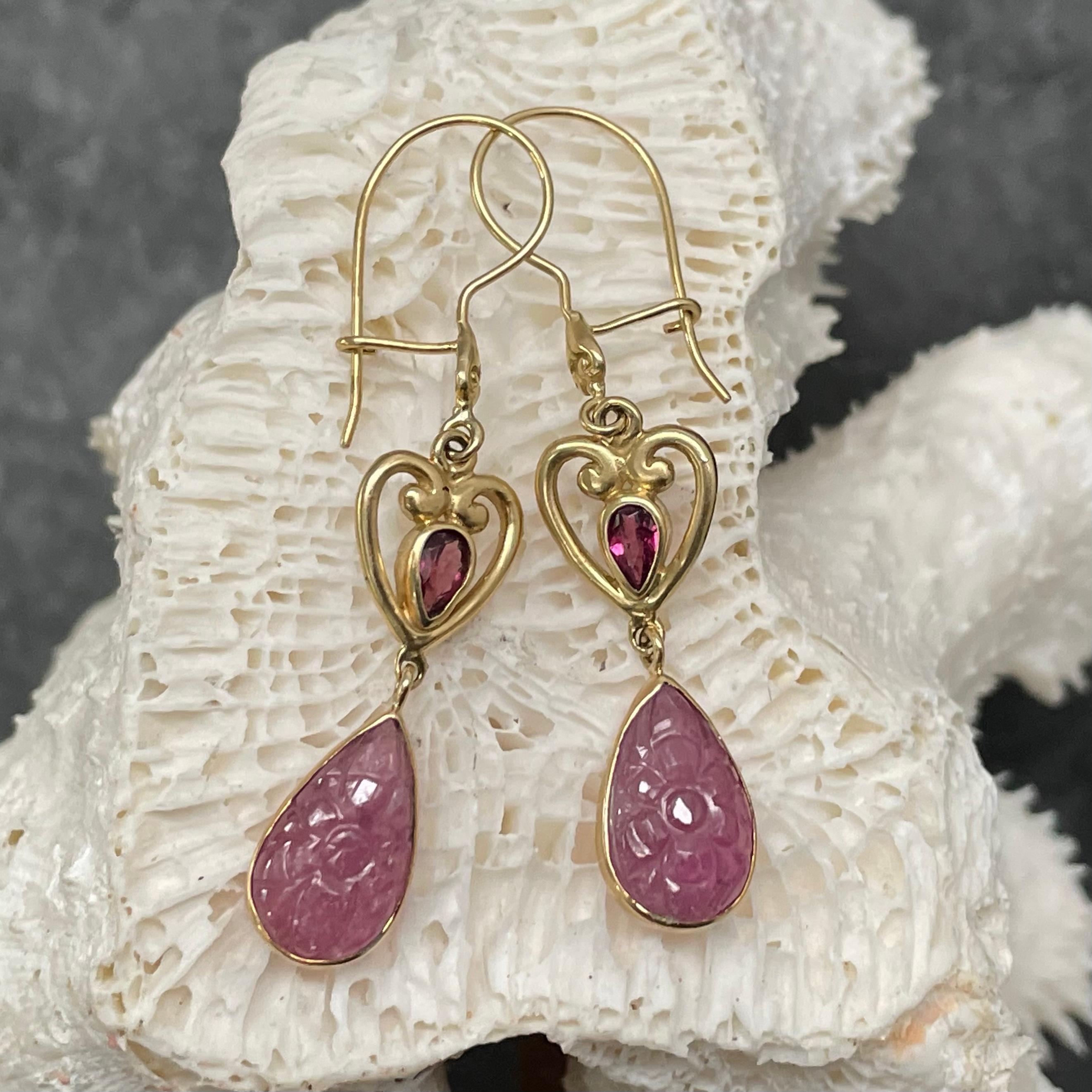 Pear Cut Steven Battelle 7.4 Carats Ruby Pink Tourmaline 18K Gold Wire Earrings For Sale