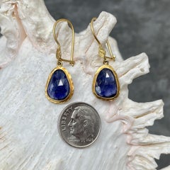 Steven Battelle 7.5 Carats Blue Sapphire 18K Gold Wire Earrings