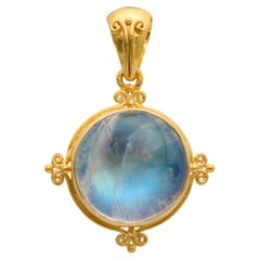 Colgante de oro de 18 quilates Steven Battelle de 7,5 quilates de piedra lunar arco iris