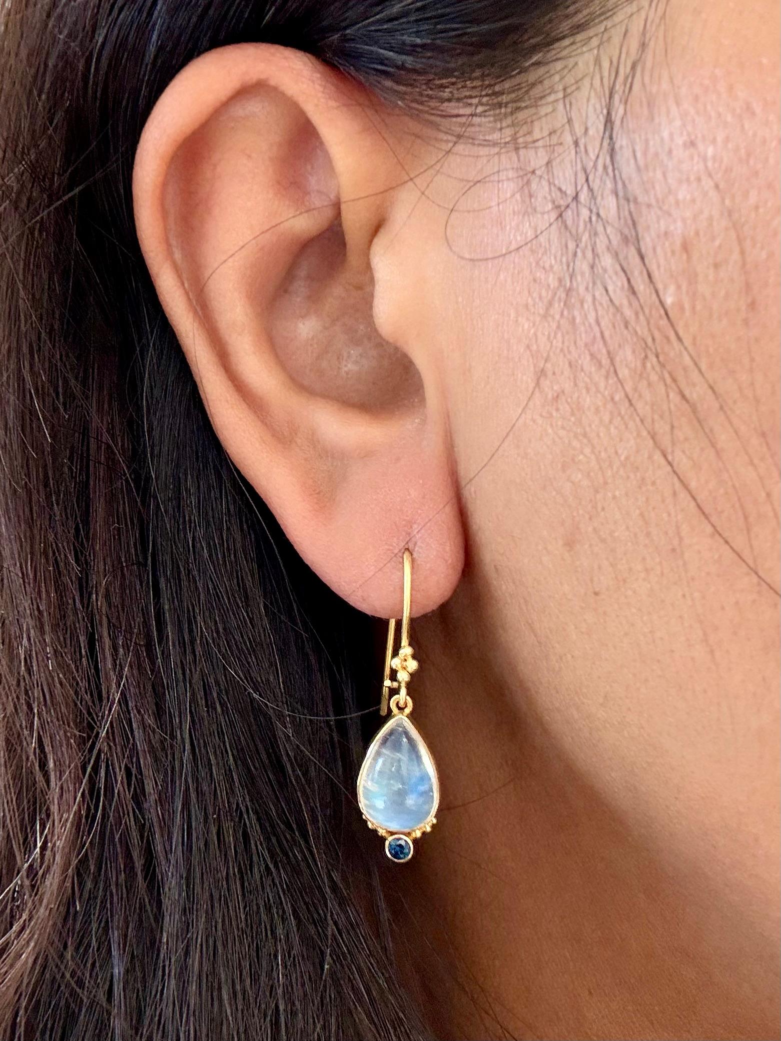 Steven Battelle 7.7 Carats Rainbow Moonstone Blue Sapphire 18K Gold Earrings For Sale 3