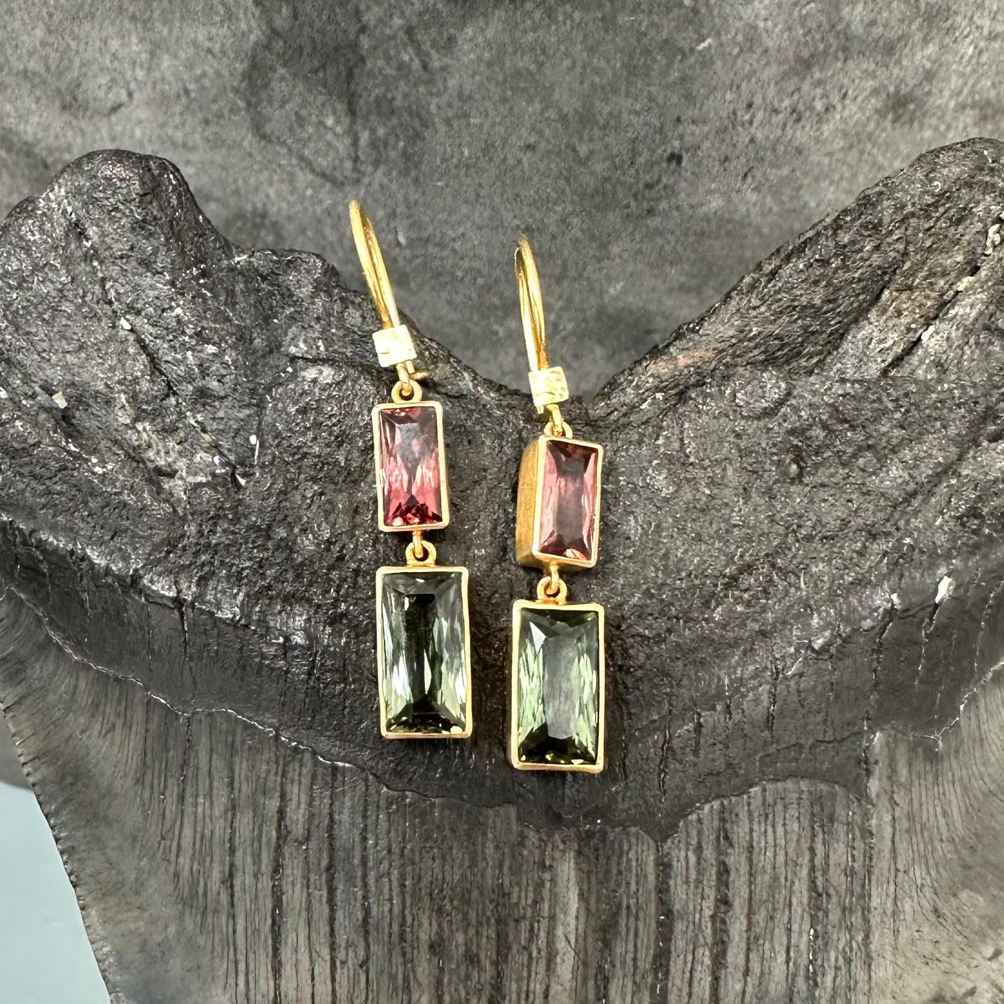 Steven Battelle 7.9 Carats Pink And Green Tourmaline 18K Gold Earrings For Sale 2