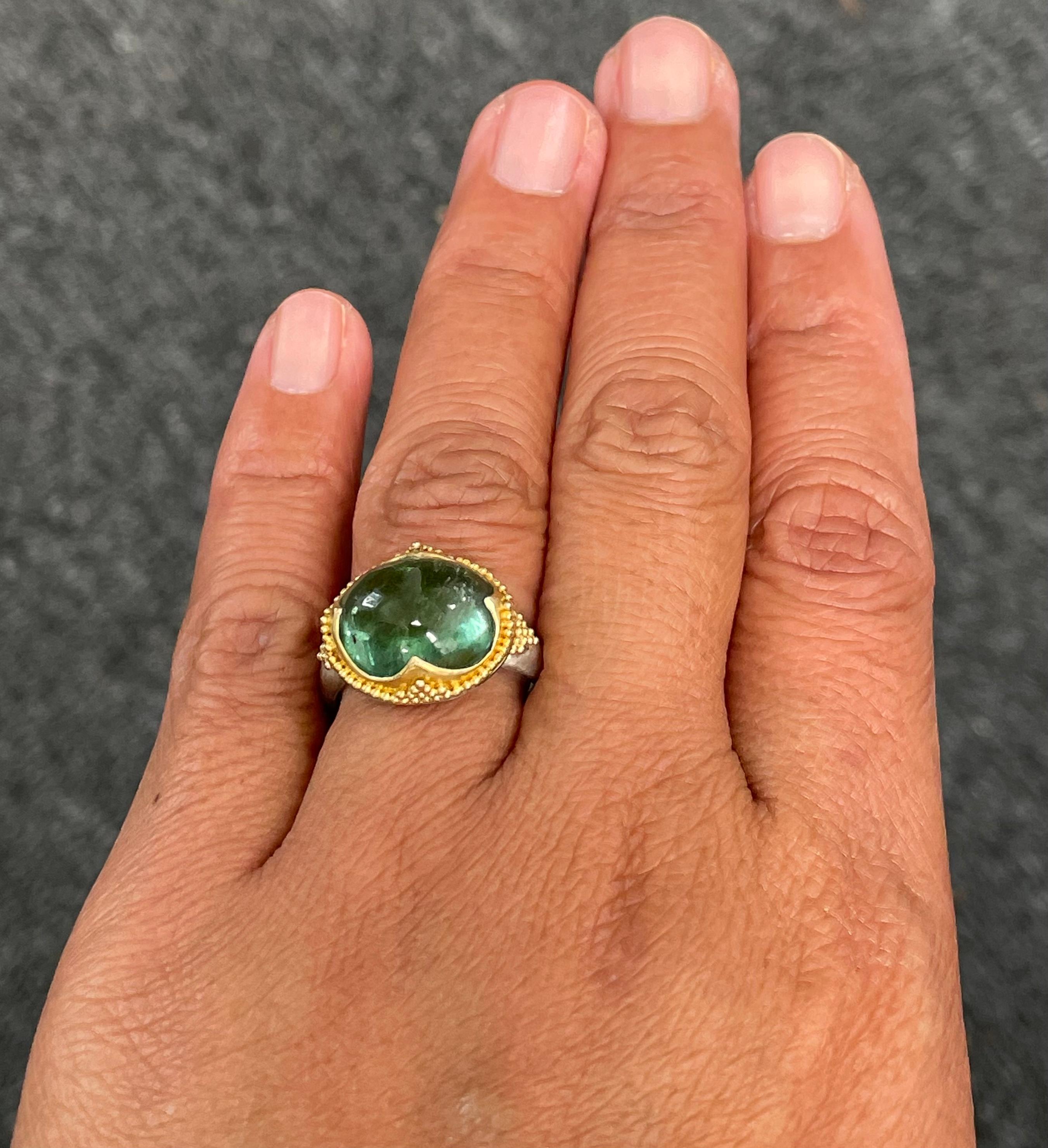 Cabochon Steven Battelle 8.2 Carats Green Tourmaline Granulated 22K Gold Silver Ring For Sale