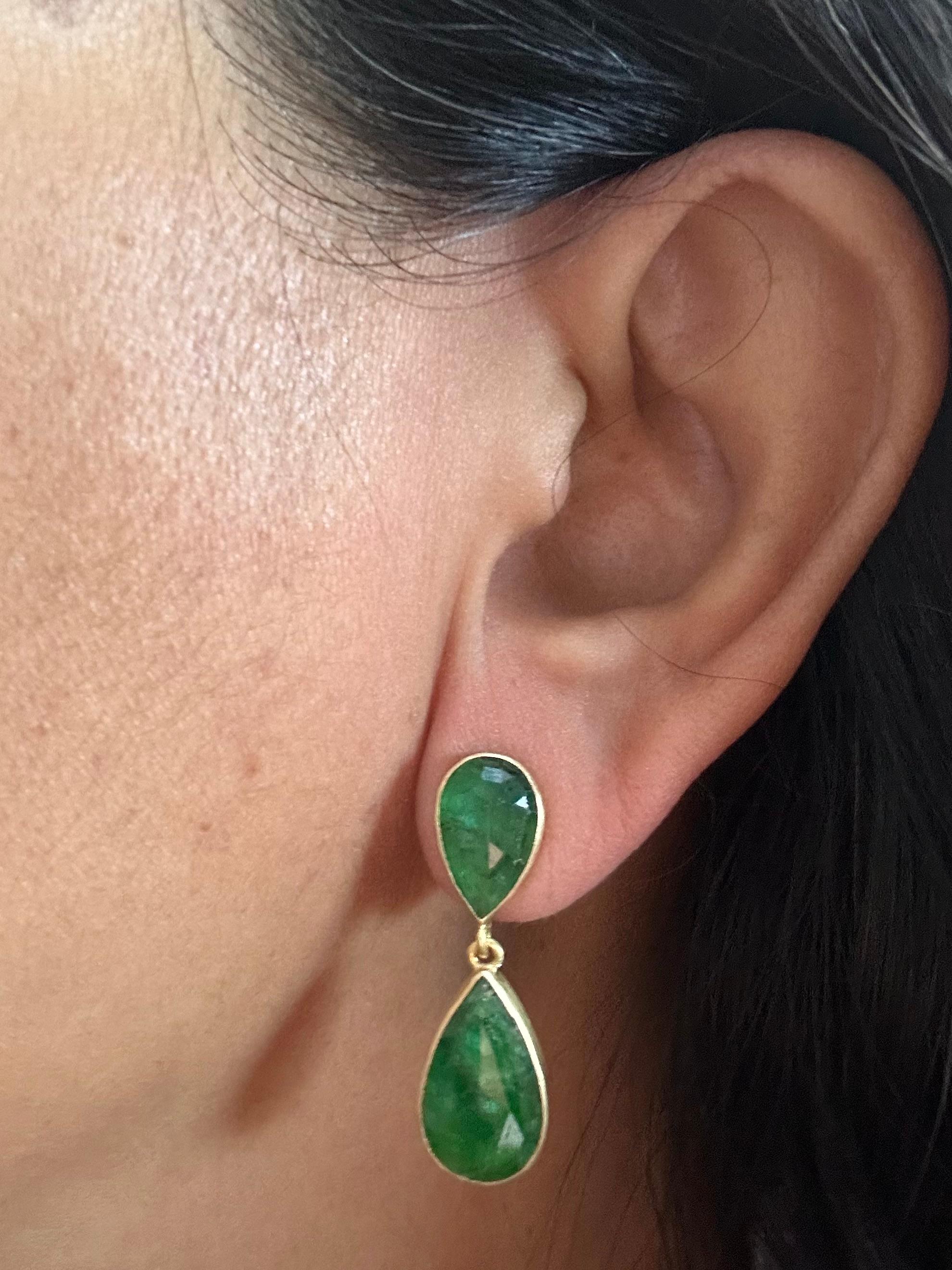 Steven Battelle 8.7 Carats Zambian Emeralds 18K Gold Post Earrings For Sale 1
