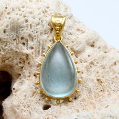 Steven Battelle 8.8 Carats Cabochon Aquamarine 18K Gold Pendant 