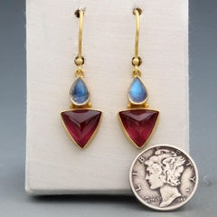 Boucles d'oreilles Steven Battelle 9,0 carats Tourmaline rose Pierre de lune arc-en-ciel Or 18K