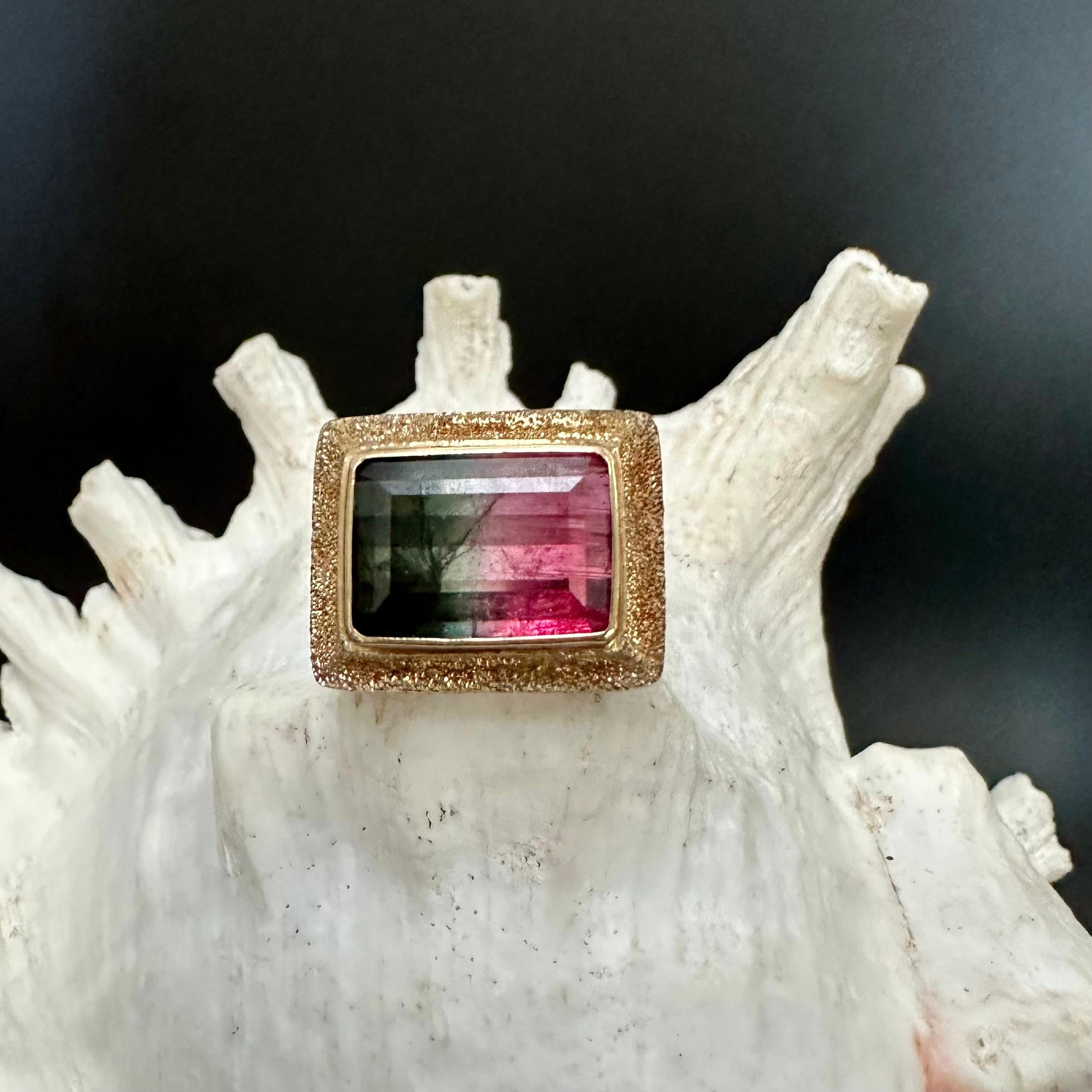 Steven Battelle, bague en or 18 carats, tourmaline melon d'eau 9,0 carats Neuf - En vente à Soquel, CA