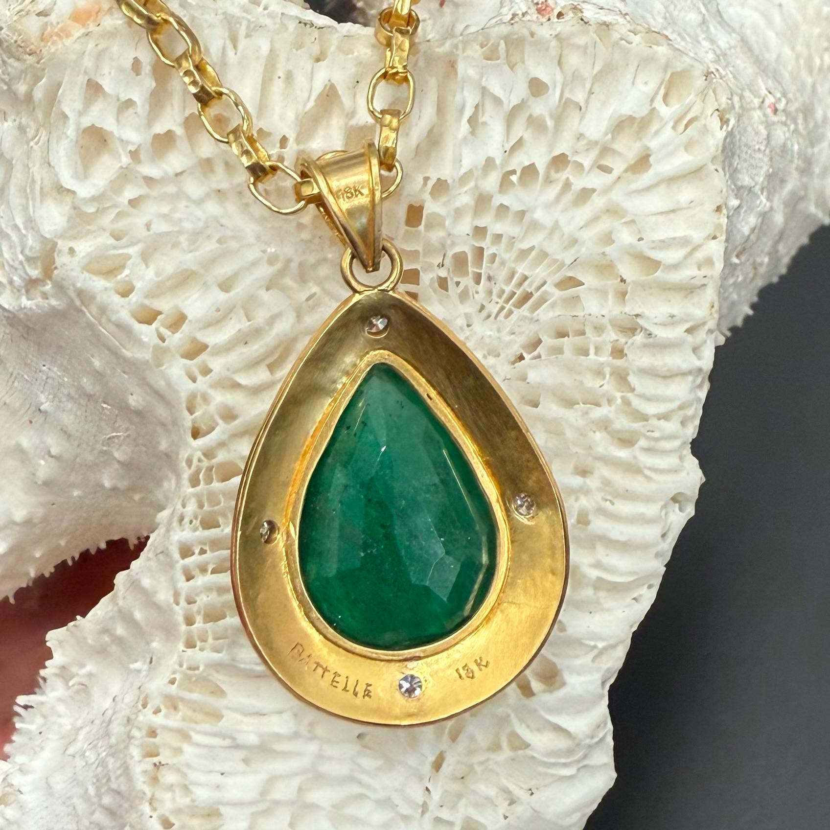 Steven Battelle 9.0 Carats Zambian Emerald Diamonds 18K Gold Pendant For Sale 7