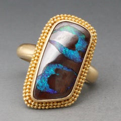 Bague en or 18 carats Steven Battelle 9,2 carats Opale de Boulder Australienne