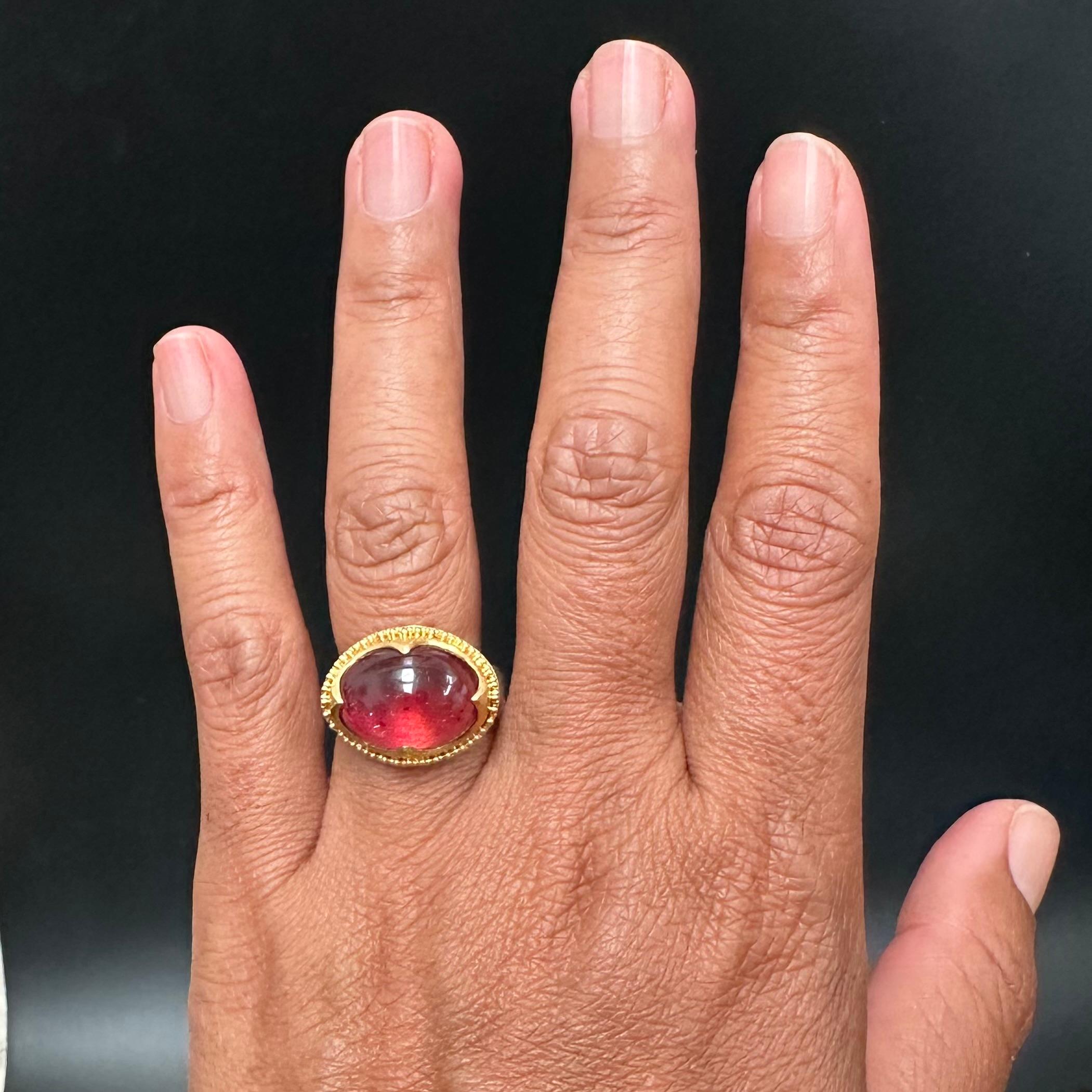 Steven Battelle Anello con tormalina rosa da 9,8 carati in oro e argento 22 carati A. Silver in vendita 5