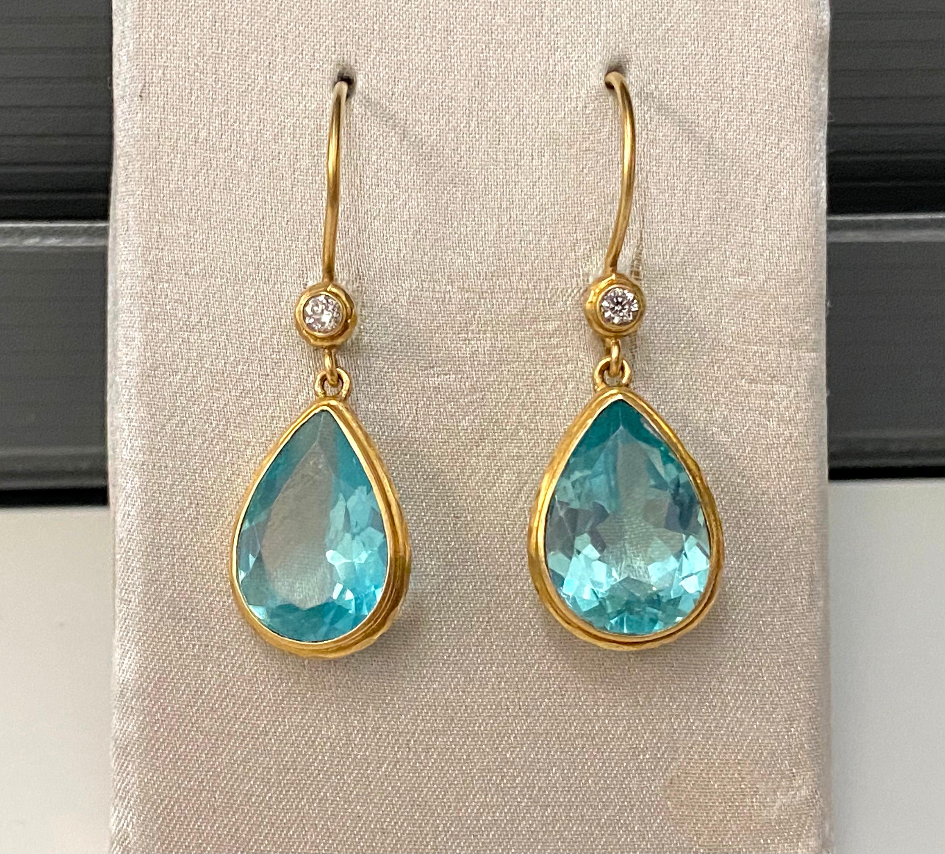 Pear Cut Steven Battelle Apatite Diamond Drop Earring 18k Gold For Sale