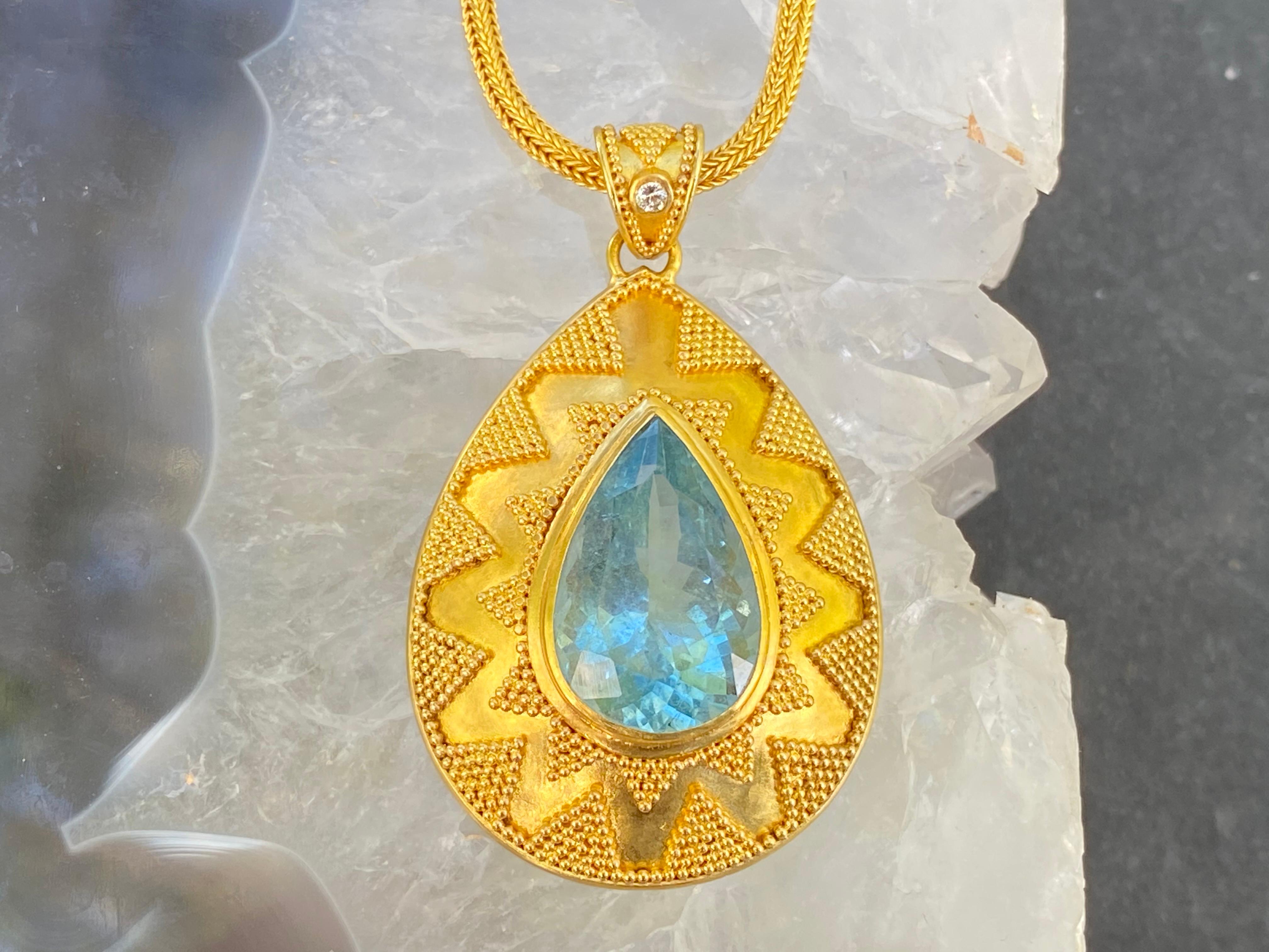 Steven Battelle 11.2 Carats Aquamarine Diamond 22K Gold Pendant In New Condition For Sale In Soquel, CA