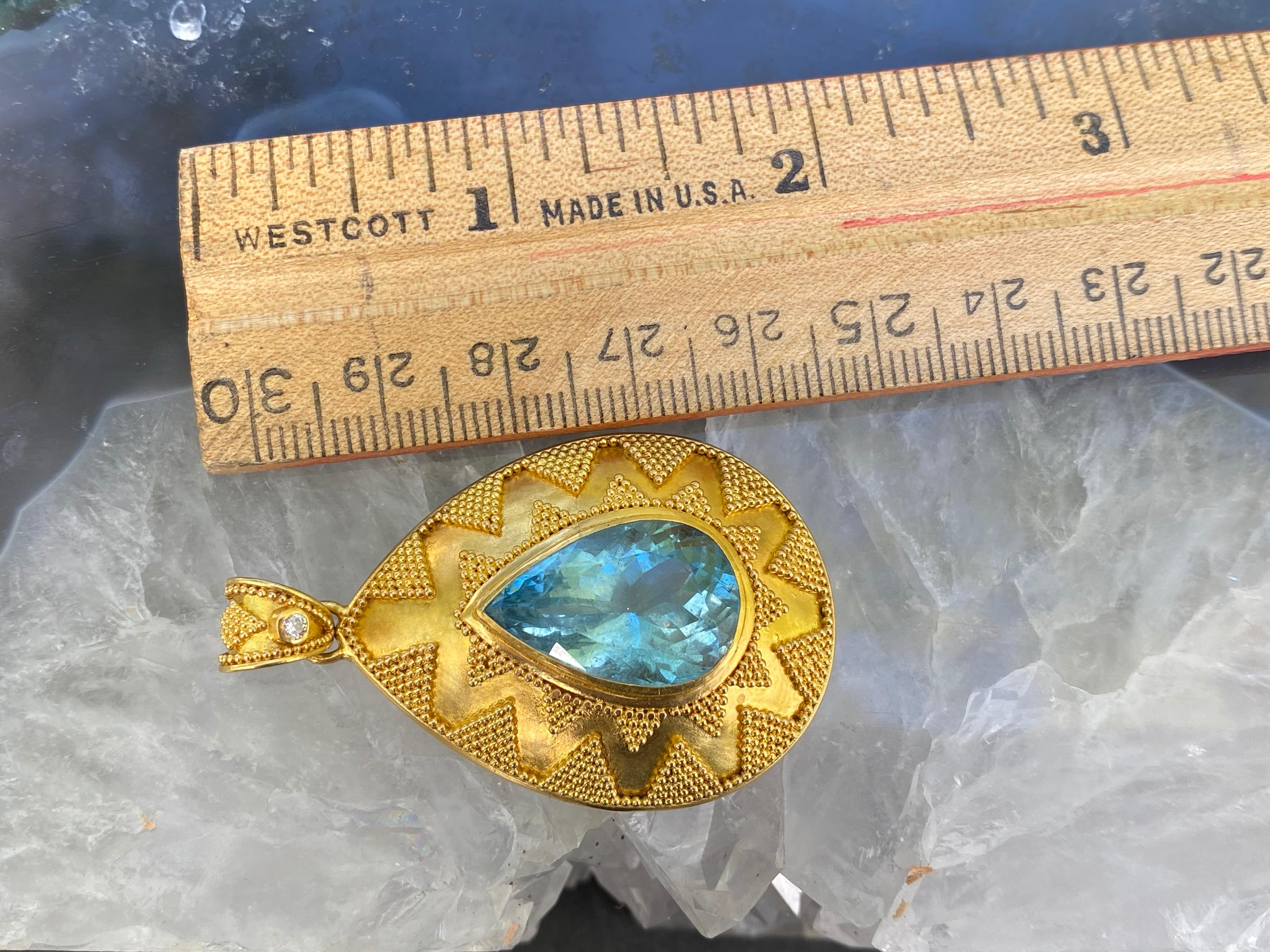 Women's Steven Battelle 11.2 Carats Aquamarine Diamond 22K Gold Pendant For Sale