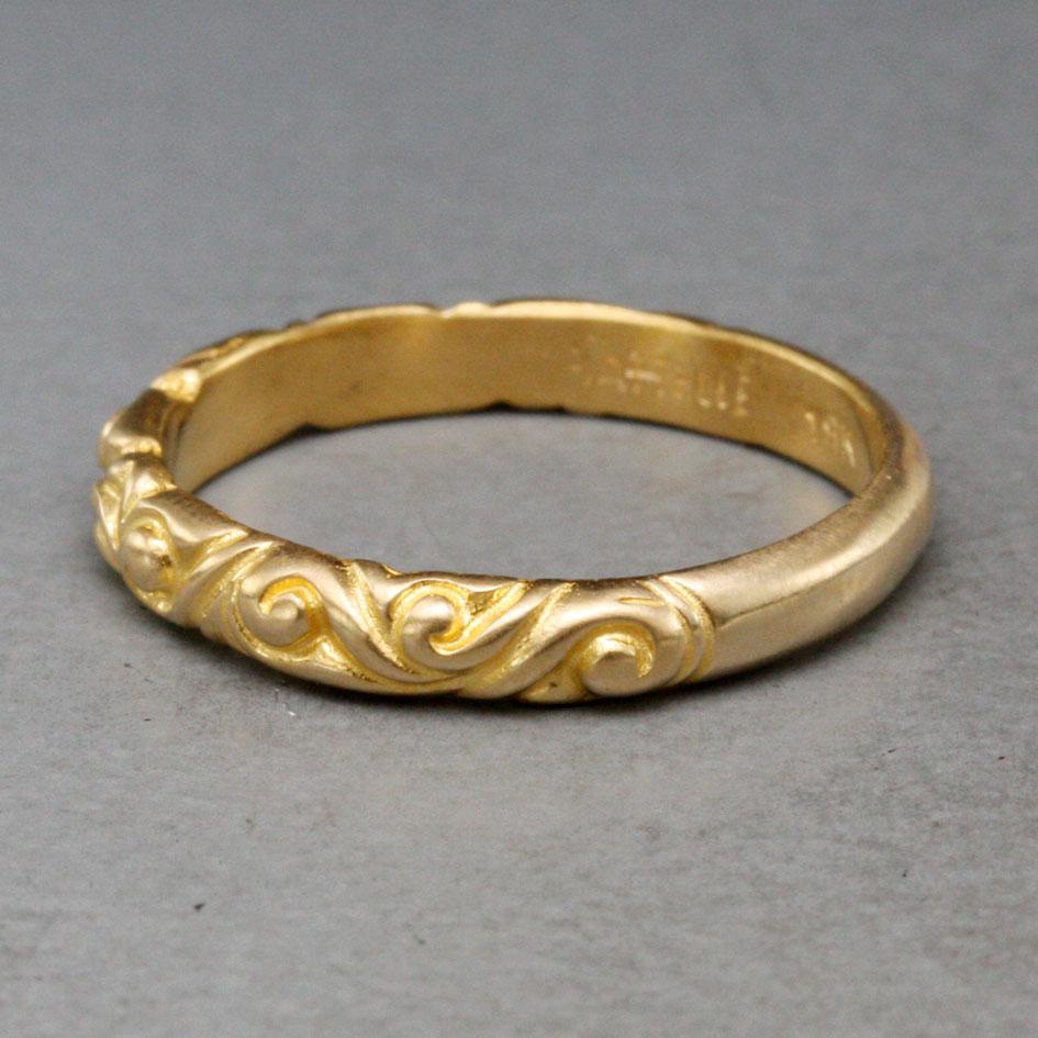 Women's or Men's Steven Battelle Baroque Carved 18K Gold Classic Ring For Sale