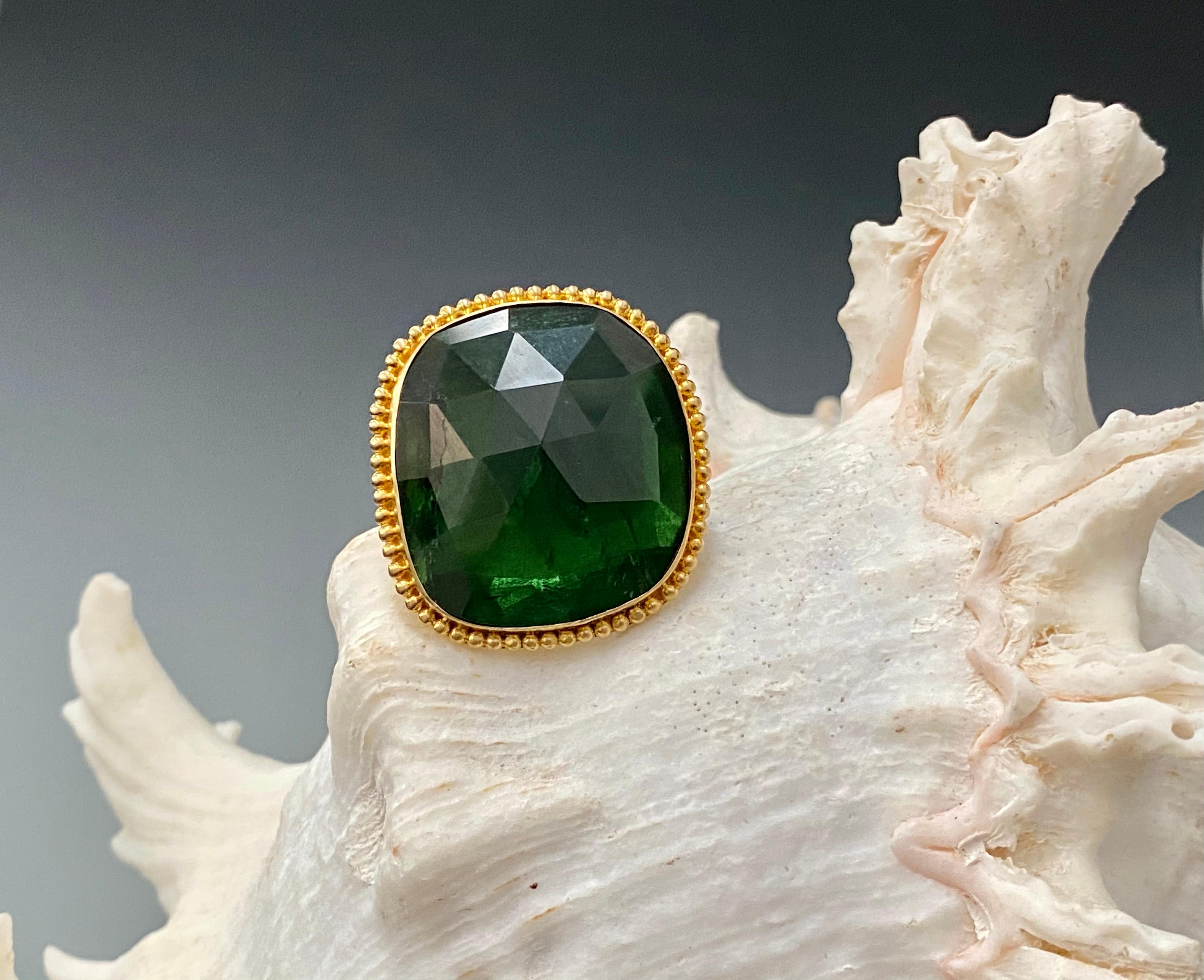 Contemporary Steven Battelle 40.3 Carats Green Tourmaline 18K Gold Cocktail Ring  For Sale
