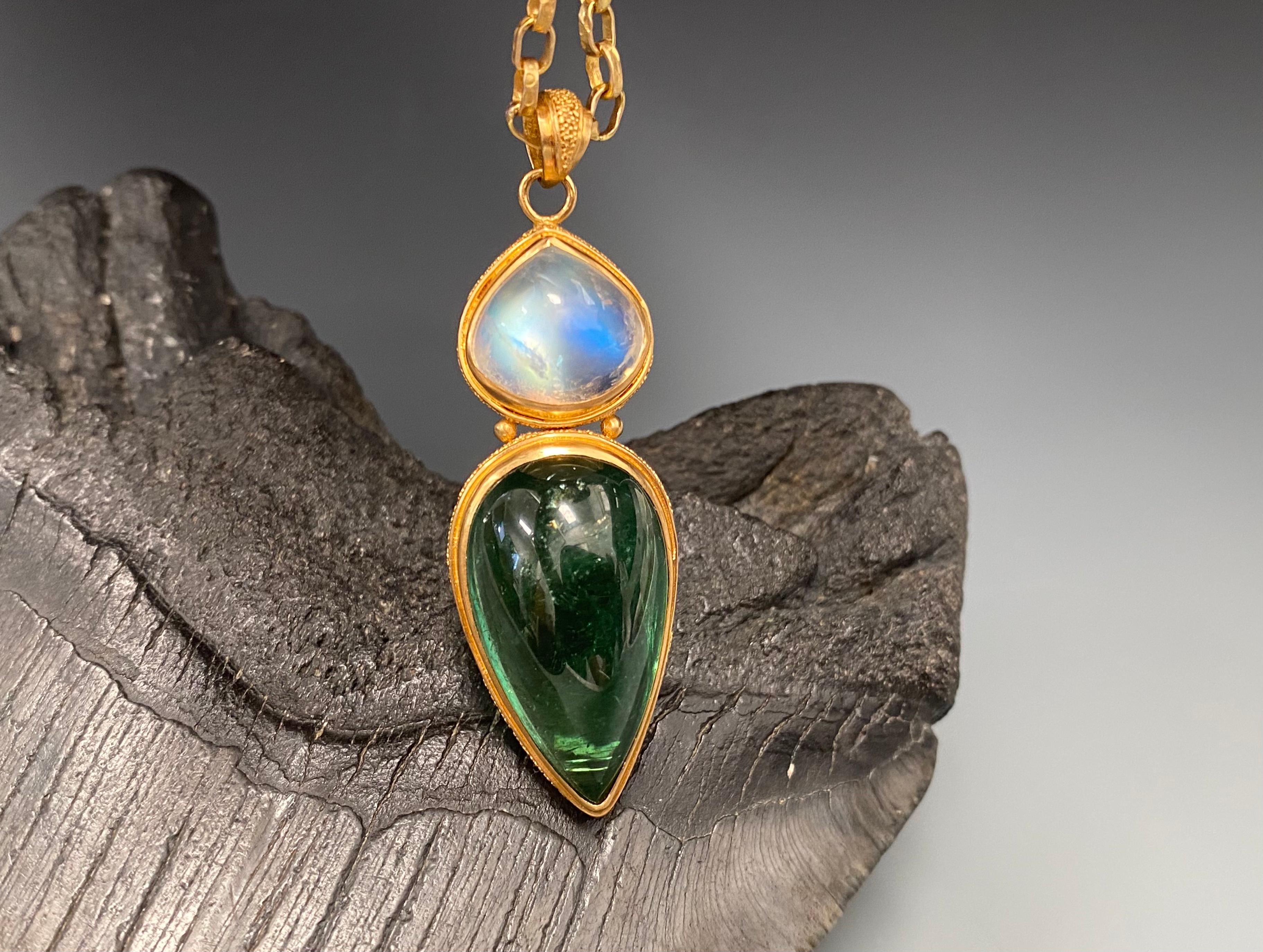 Steven Battelle Green Tourmaline Rainbow Moonstone Pendant 22k Gold In New Condition For Sale In Soquel, CA