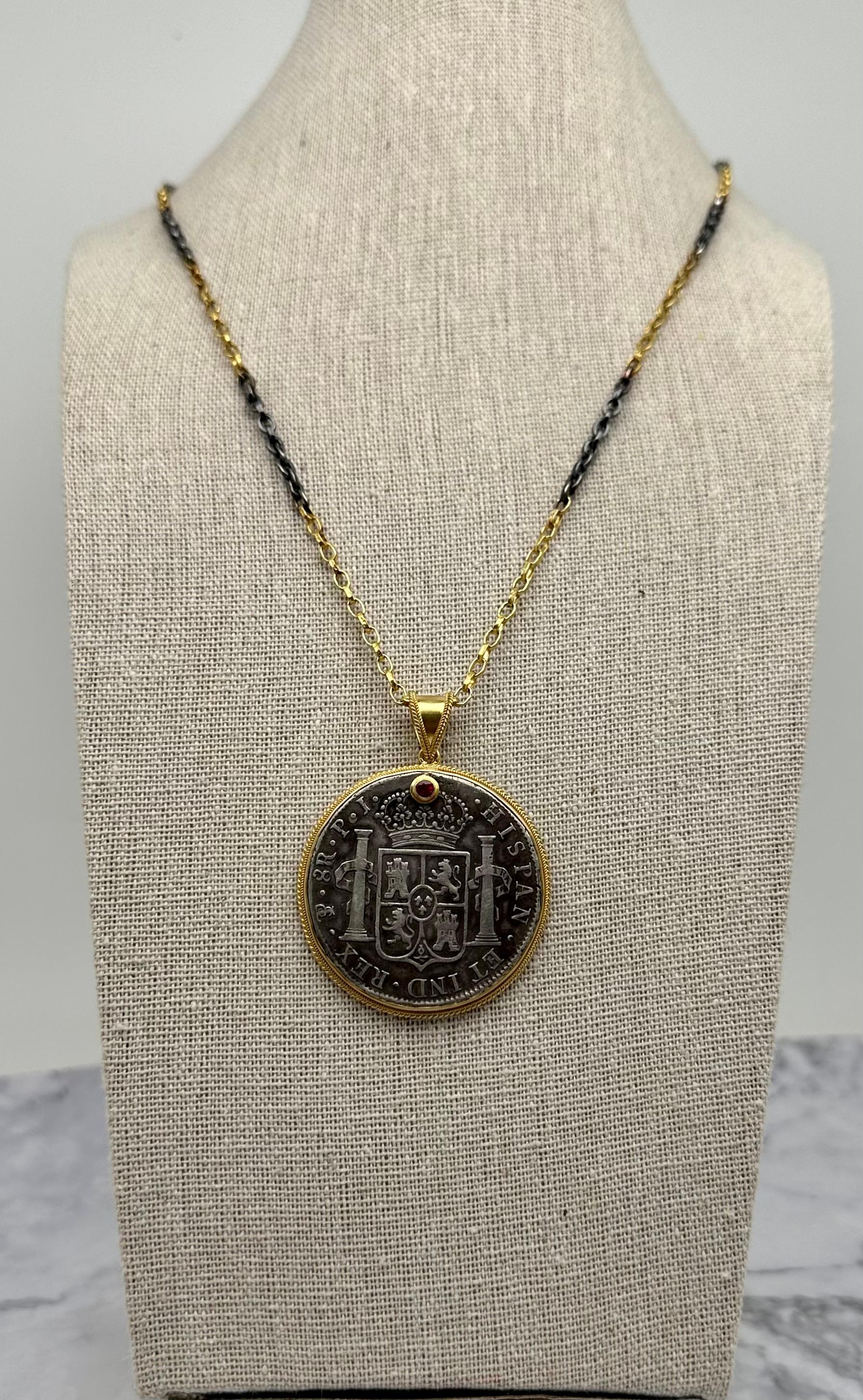 Steven Battelle Catena organica in argento ossidato e martellato a mano in oro 18k da 24
