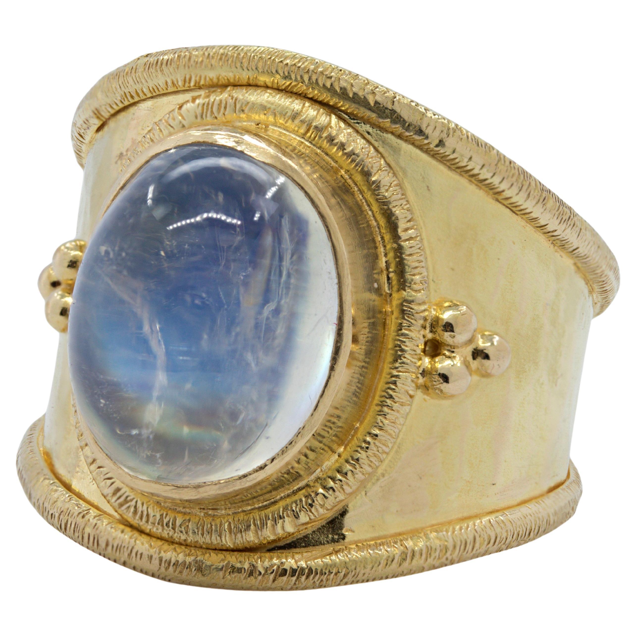 Steven Battelle Rainbow Moonstone, 18K Yellow Gold Ring For Sale