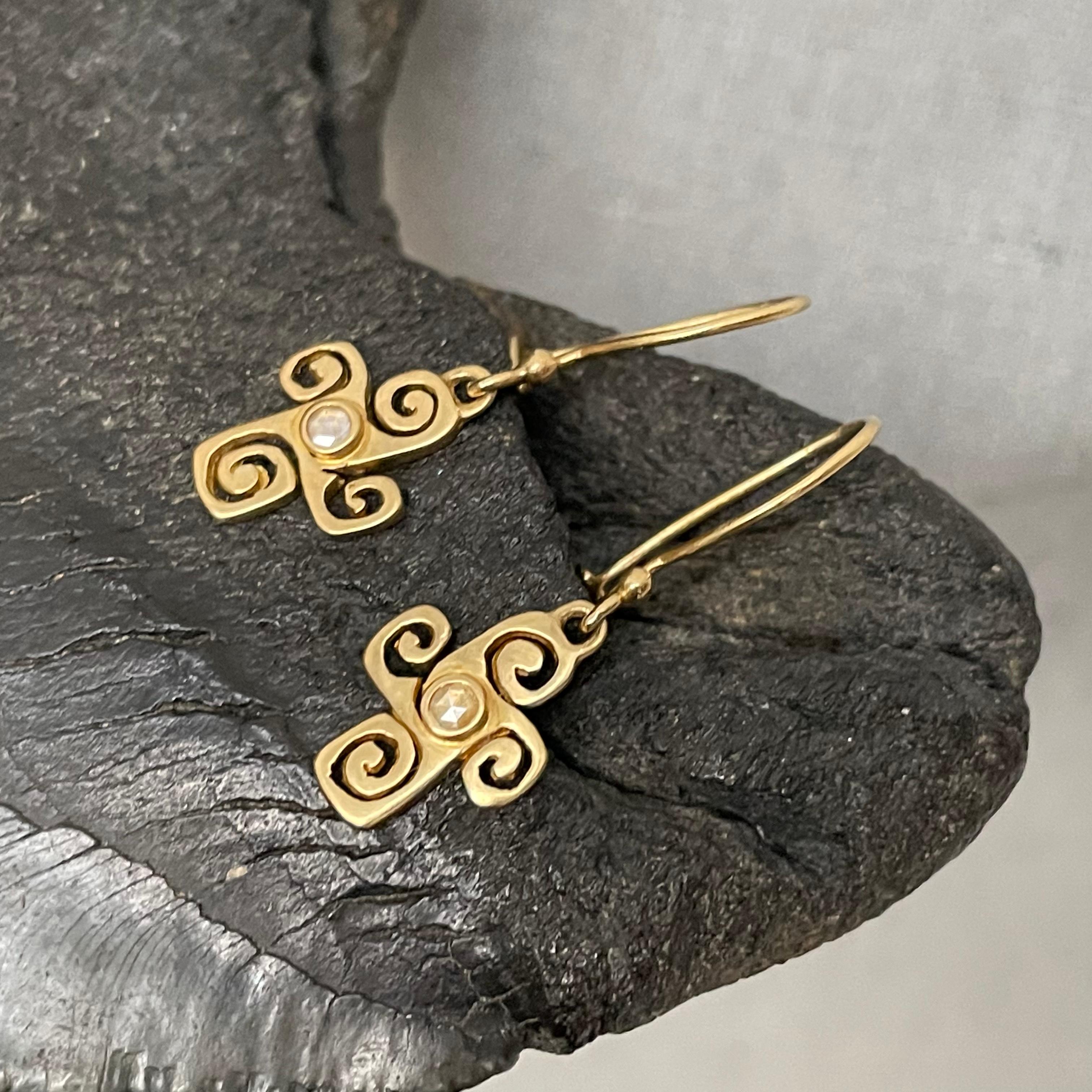 Steven Battelle Rose Cut Diamond 18K Gold Spiral Cross Wire Earrings For Sale 3