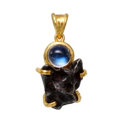 Steven Battelle Sikhote-Alin Meteorite Rainbow Moonstone 18K Gold Pendant