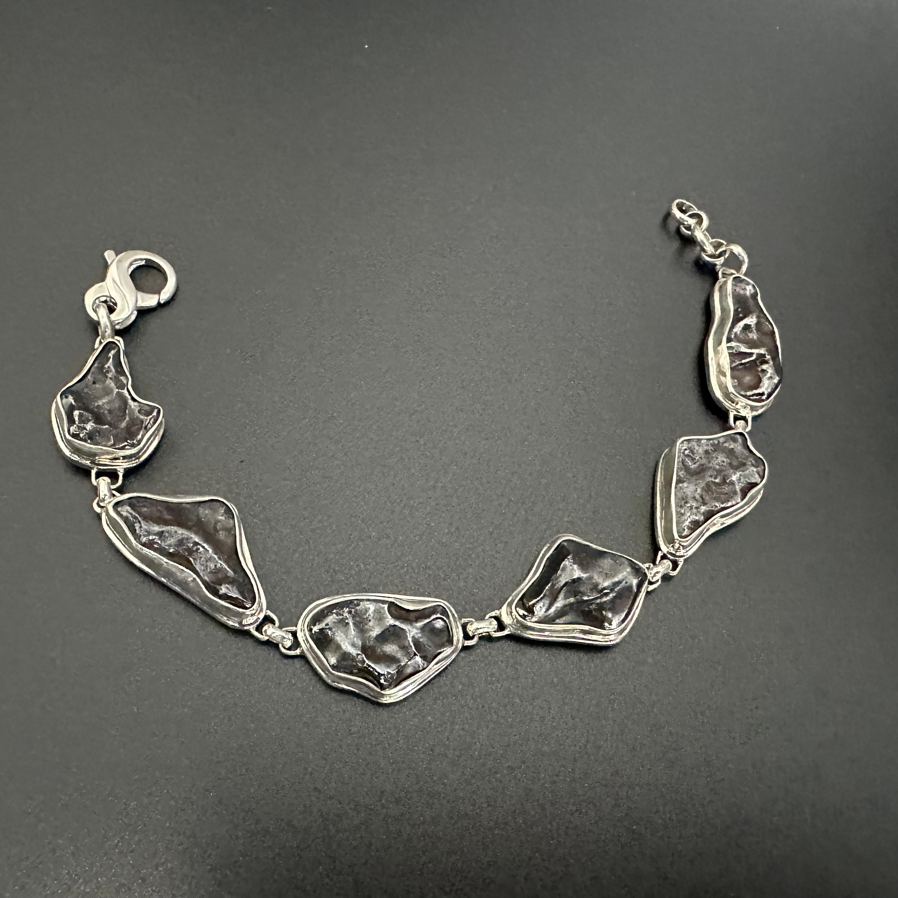 Steven Battelle Bracciale in argento massiccio con meteorite Sikhote-Alin in vendita 5